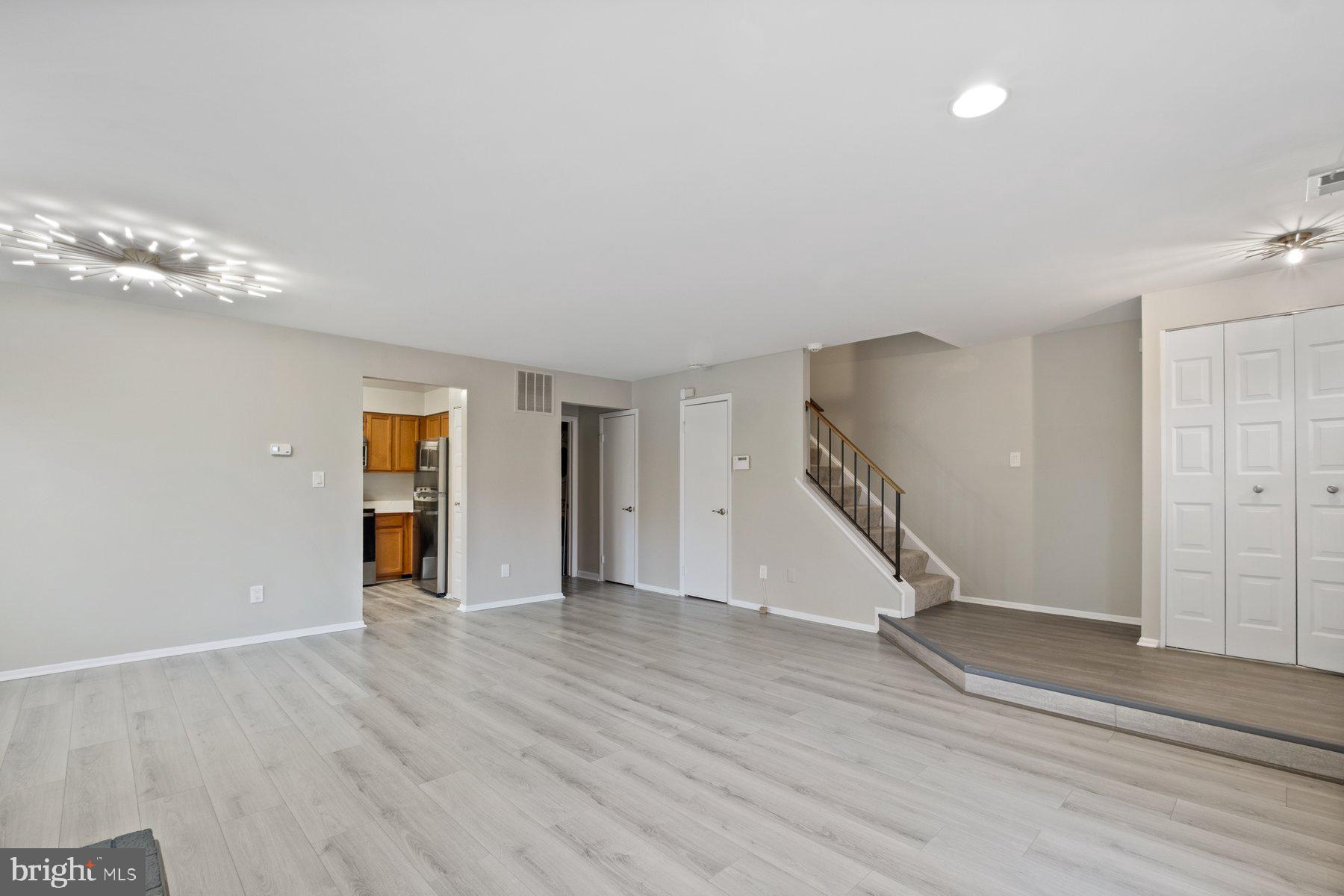 TANGLEWOOD - Residential