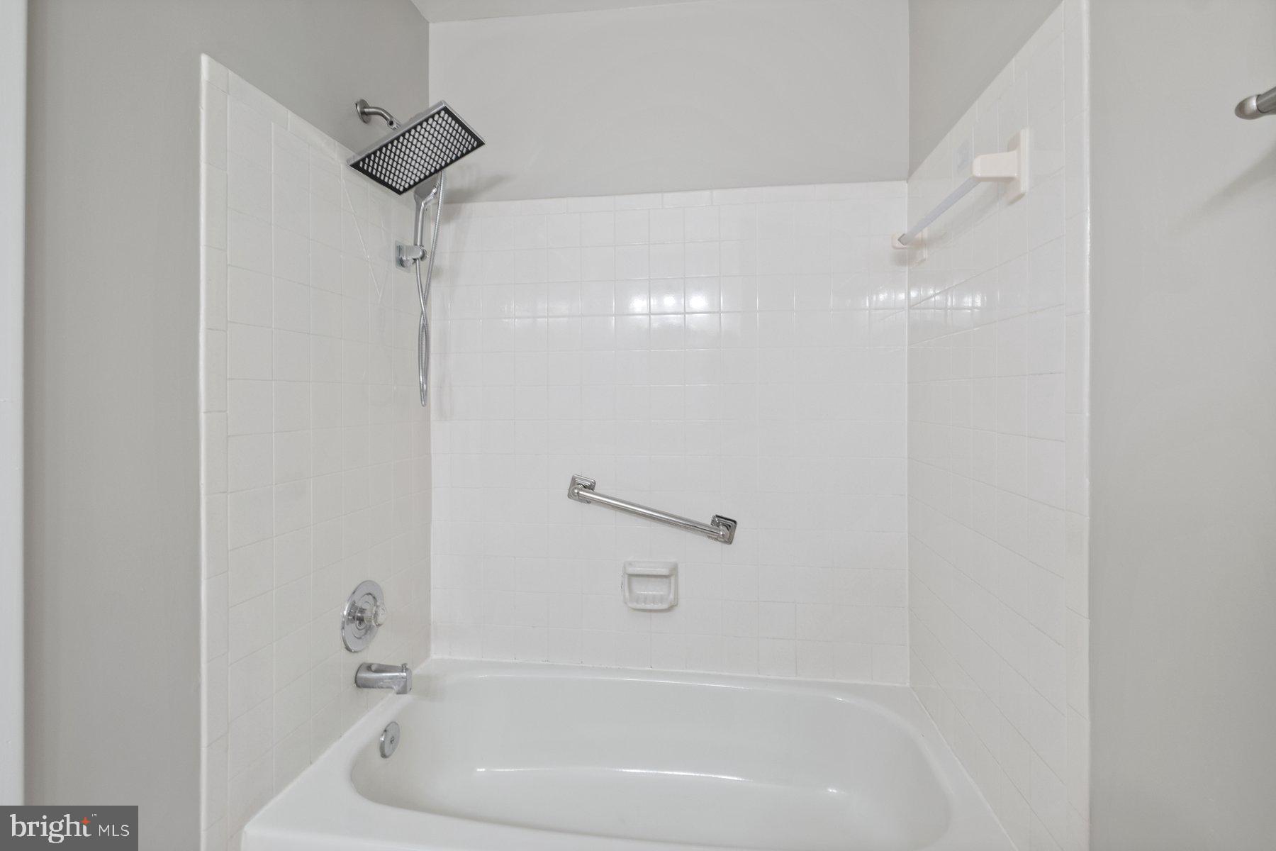 TANGLEWOOD - Residential