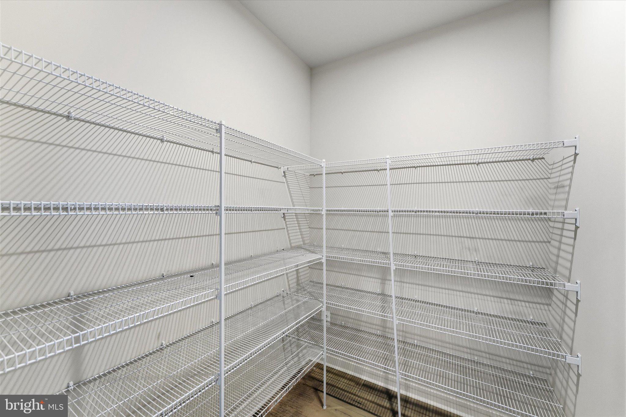 ASHBURN STATION - Residential