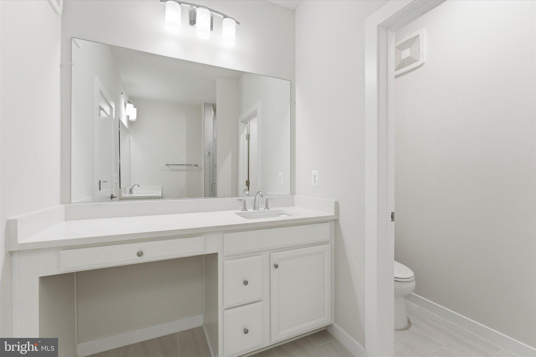 ASHBURN STATION - Residential