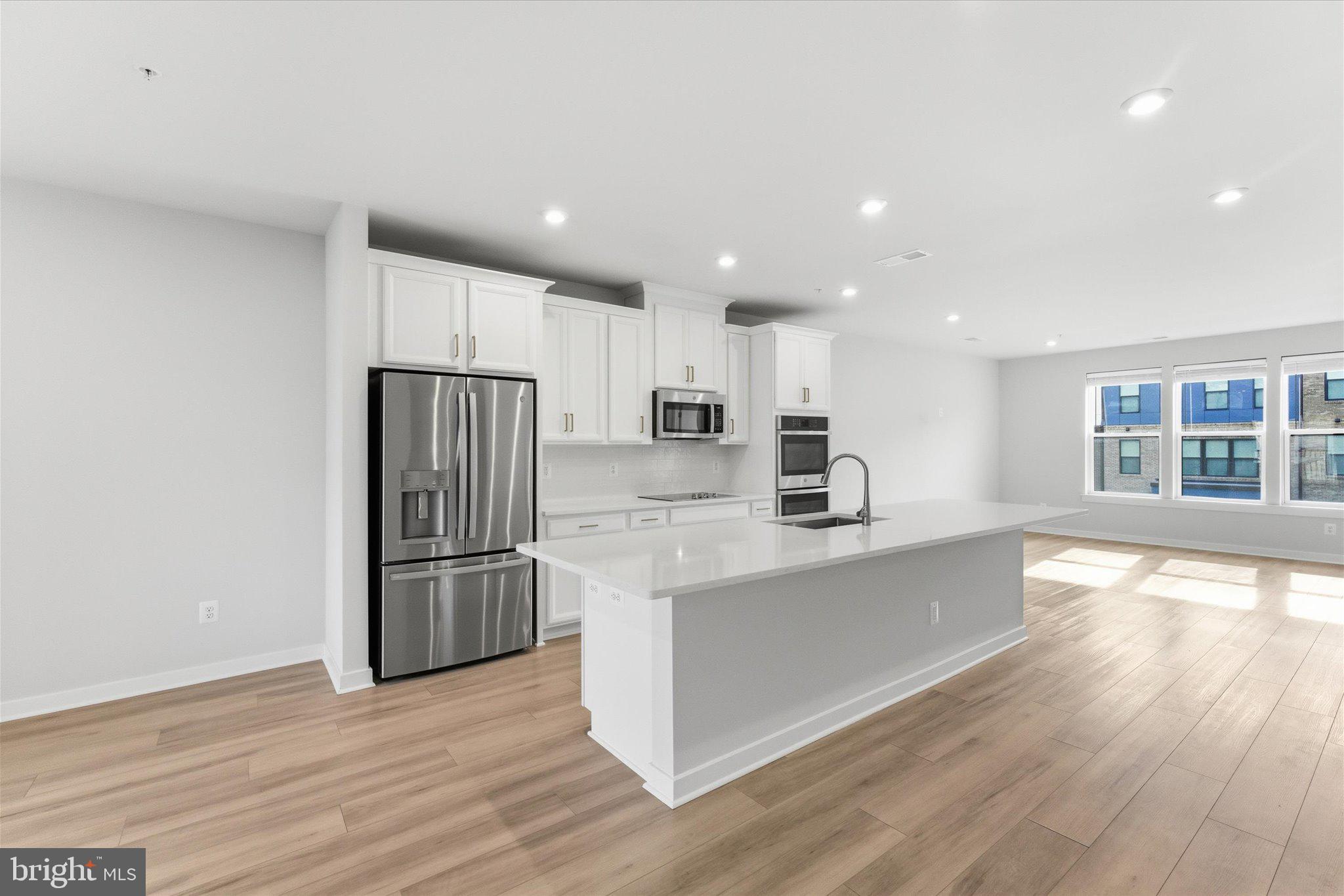 ASHBURN STATION - Residential