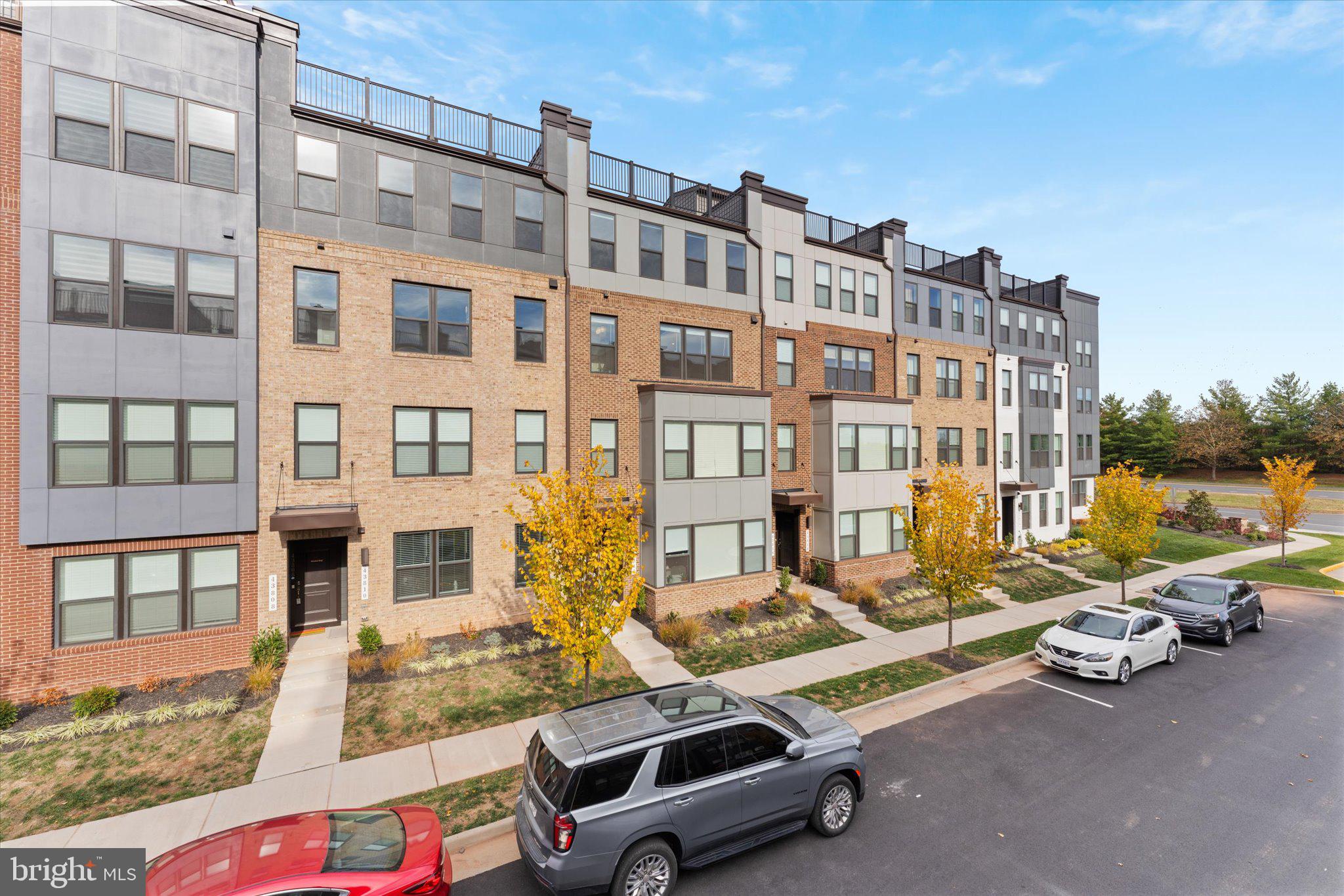 43812 MIDDLEWAY TERRACE