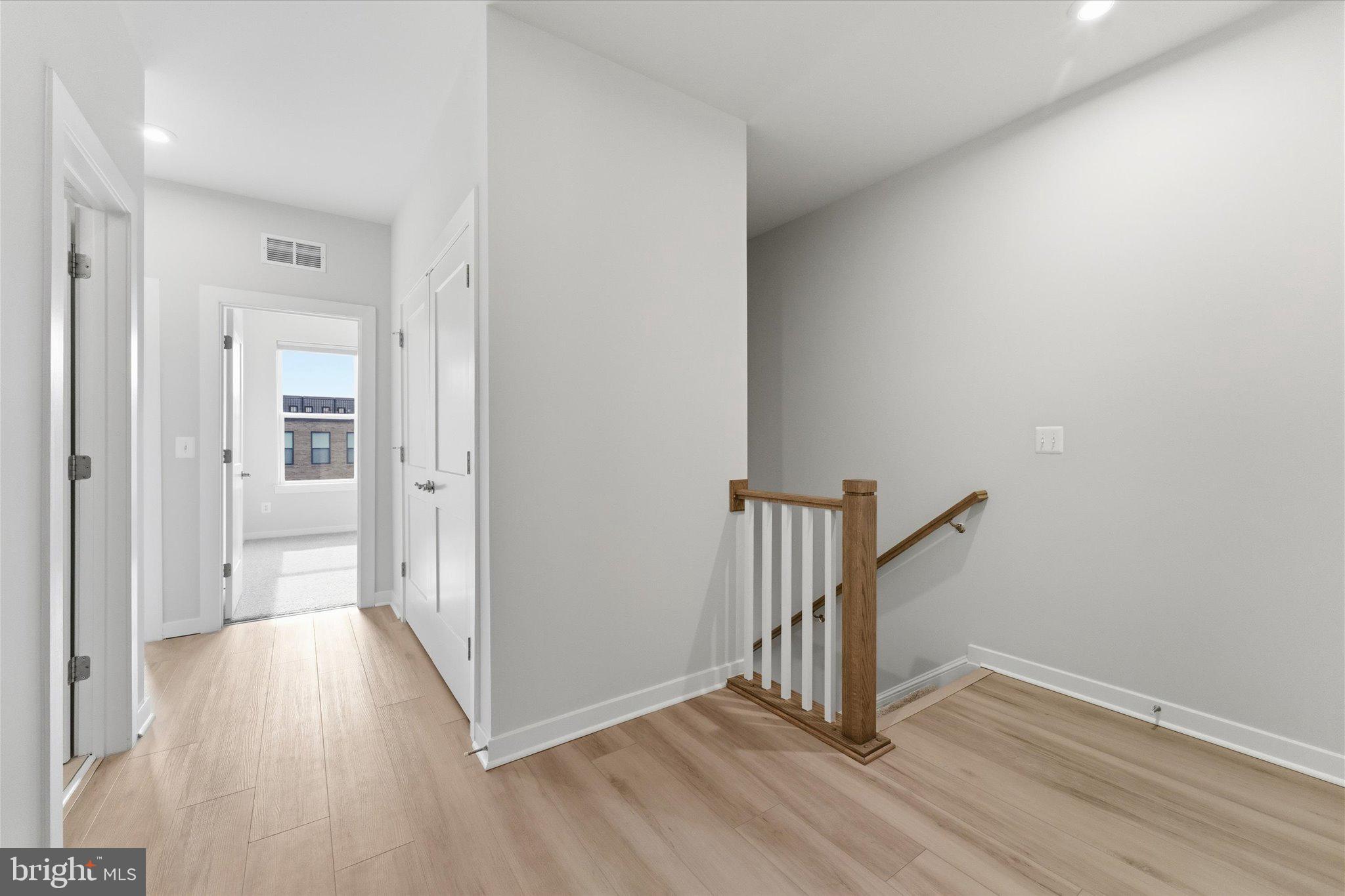 ASHBURN STATION - Residential