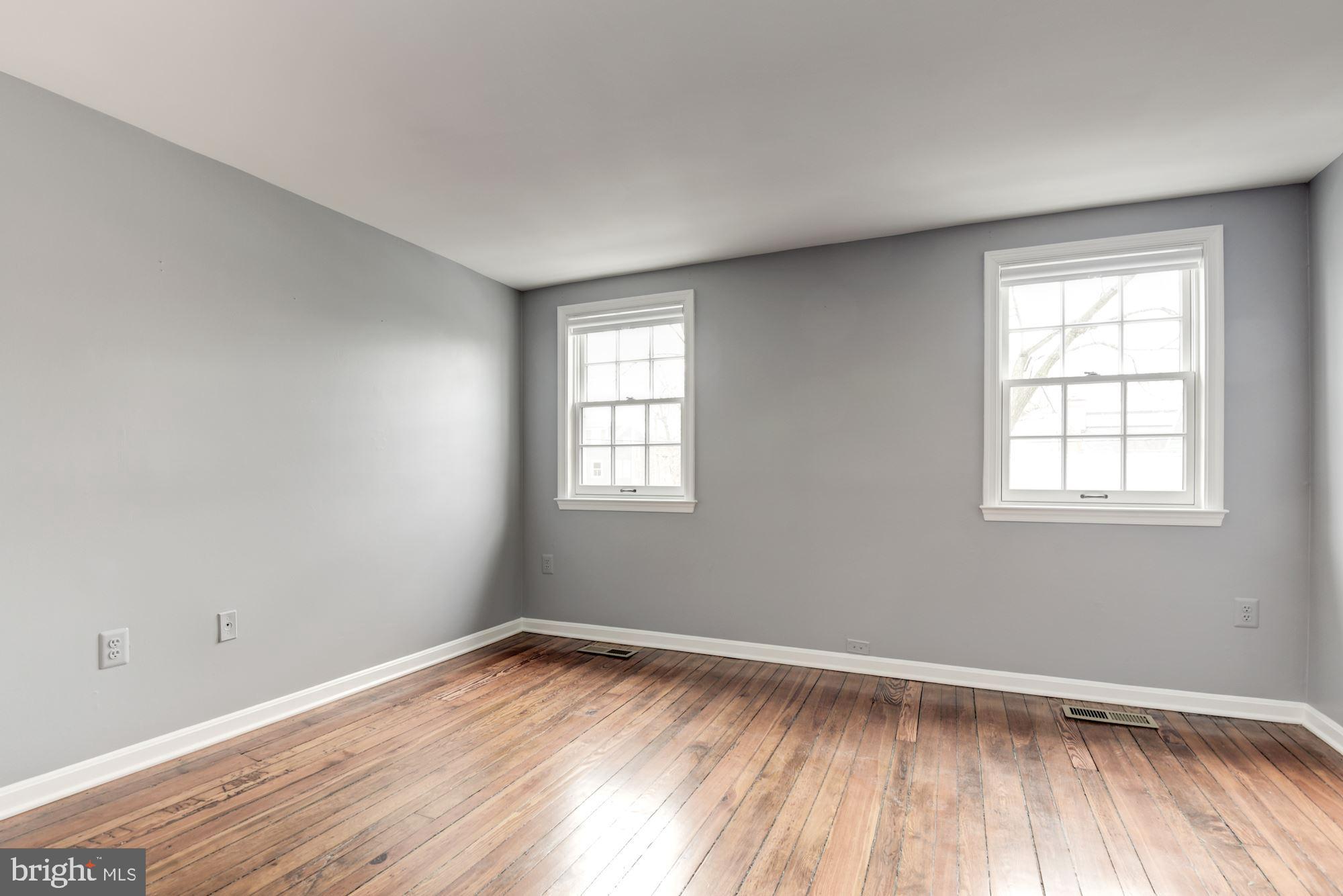 CARRIAGE WORKS - Residential Lease