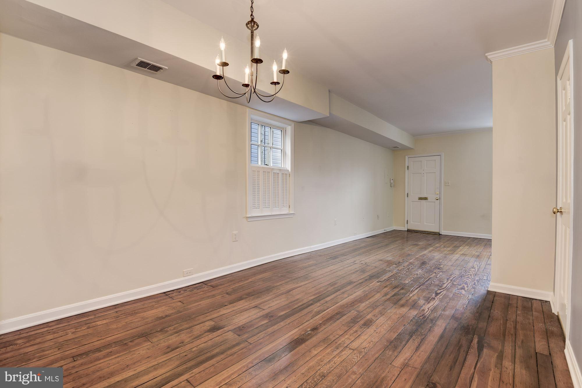 CARRIAGE WORKS - Residential Lease