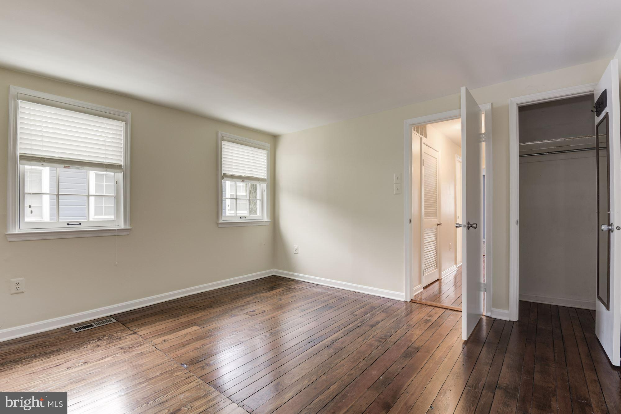 CARRIAGE WORKS - Residential Lease