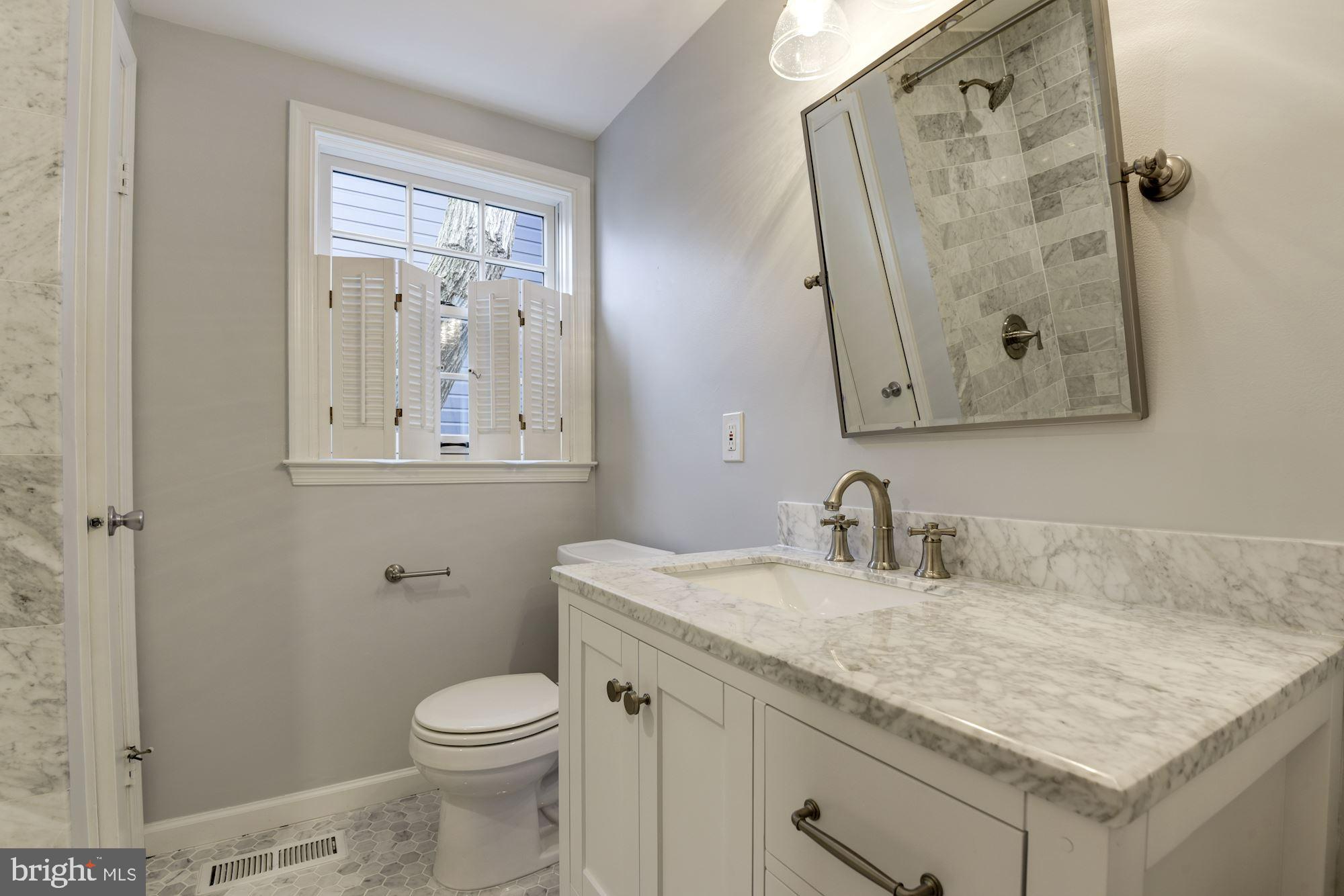 CARRIAGE WORKS - Residential Lease