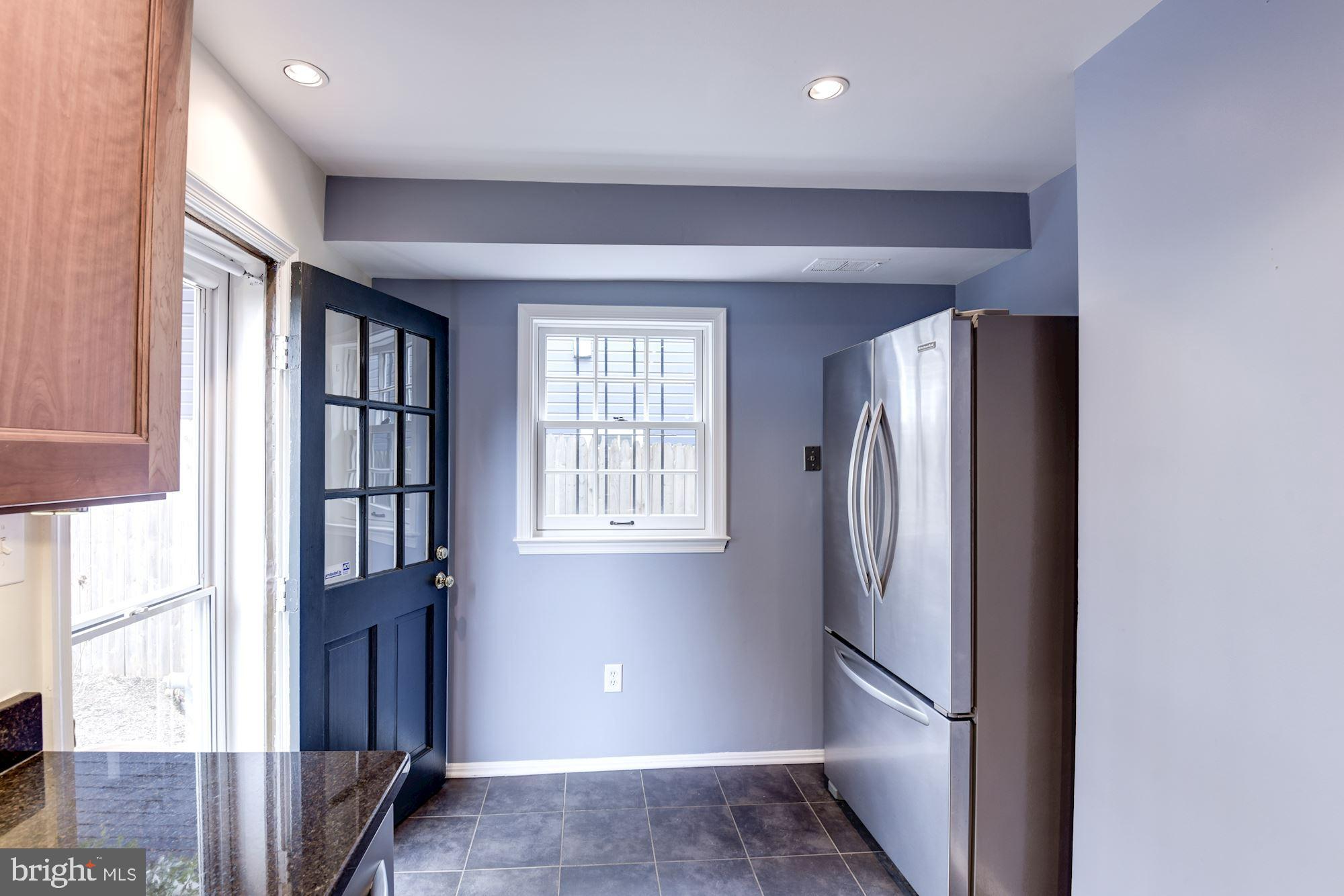 CARRIAGE WORKS - Residential Lease