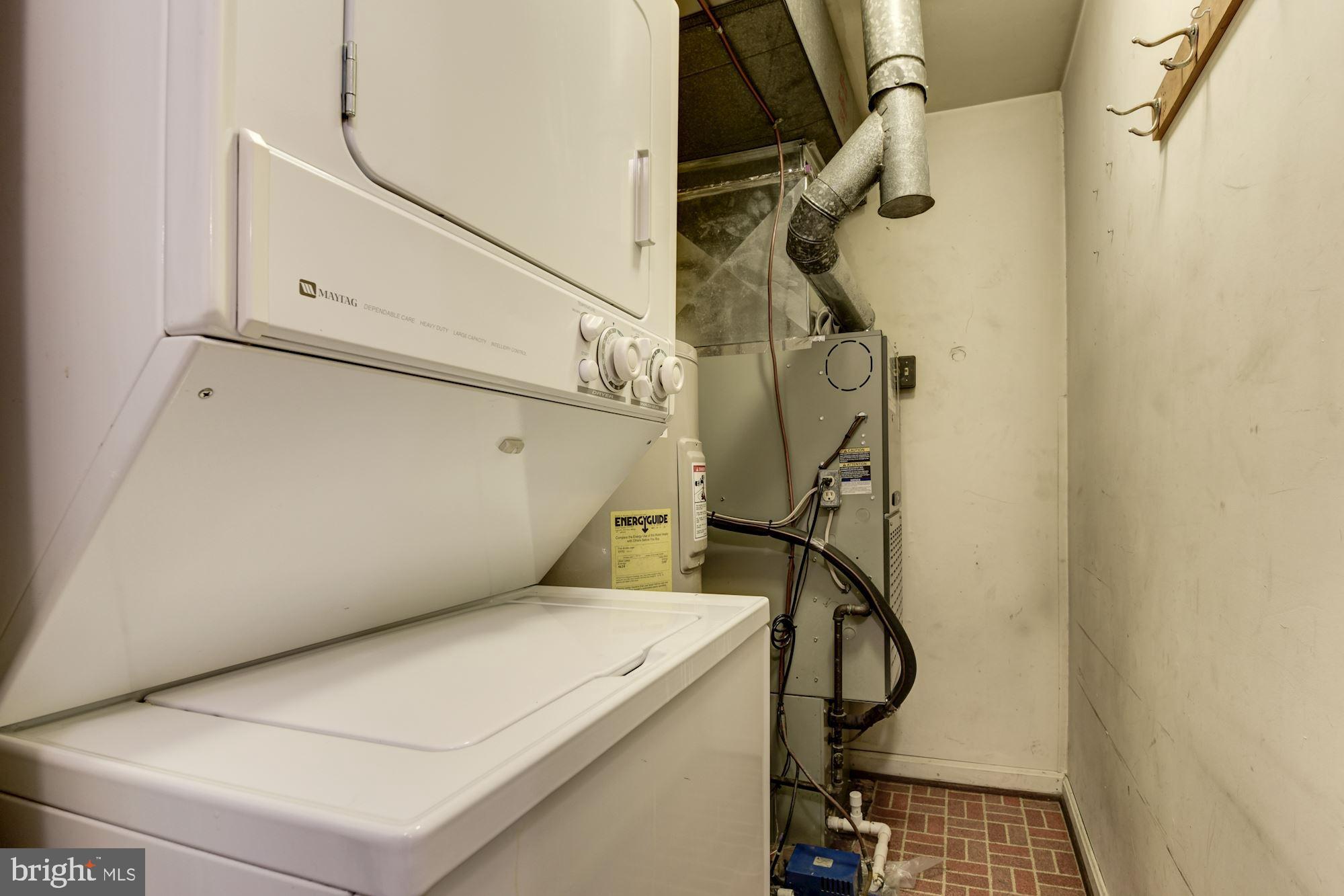 CARRIAGE WORKS - Residential Lease