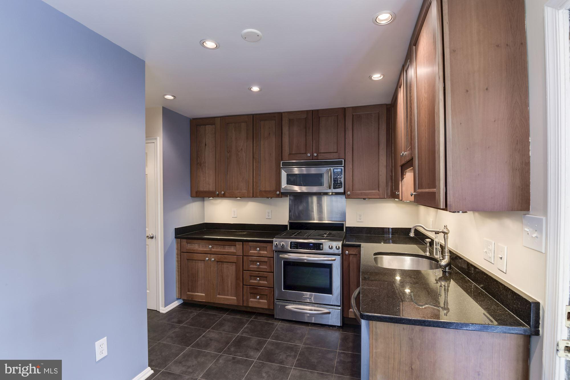 CARRIAGE WORKS - Residential Lease