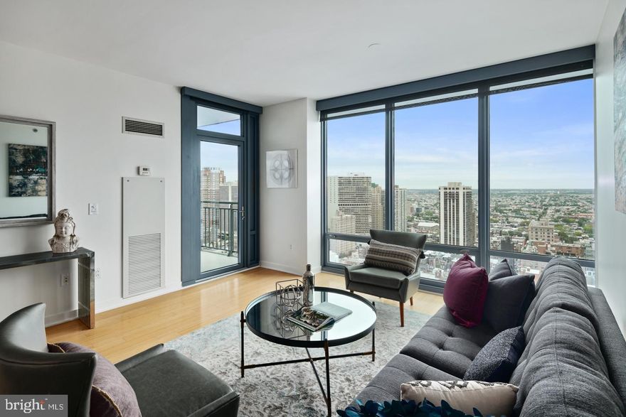 A spacious and luxurious condominium with great South/East facing views. This 1-bedroom, 1-bath residence features modern and luxurious finishes including granite countertops, wood floors, stainless steel appliances, 9 -foot ceilings with floor to ceiling windows. The price includes a reserved parking space in the attached covered garage, and a storage locker. The building features a 24HR Concierge, fitness center, a heated 60FT lap pool, renovated sundeck/community room and much, much more! The building is situated conveniently next door to Trader Joes and Wine & Spirits - and is just walking distance from Philadelphia's top-rated restaurants. Spend the day shopping in Rittenhouse, or enjoying the sights at Boathouse Row, you can't beat the location and attractions located right near the Murano!