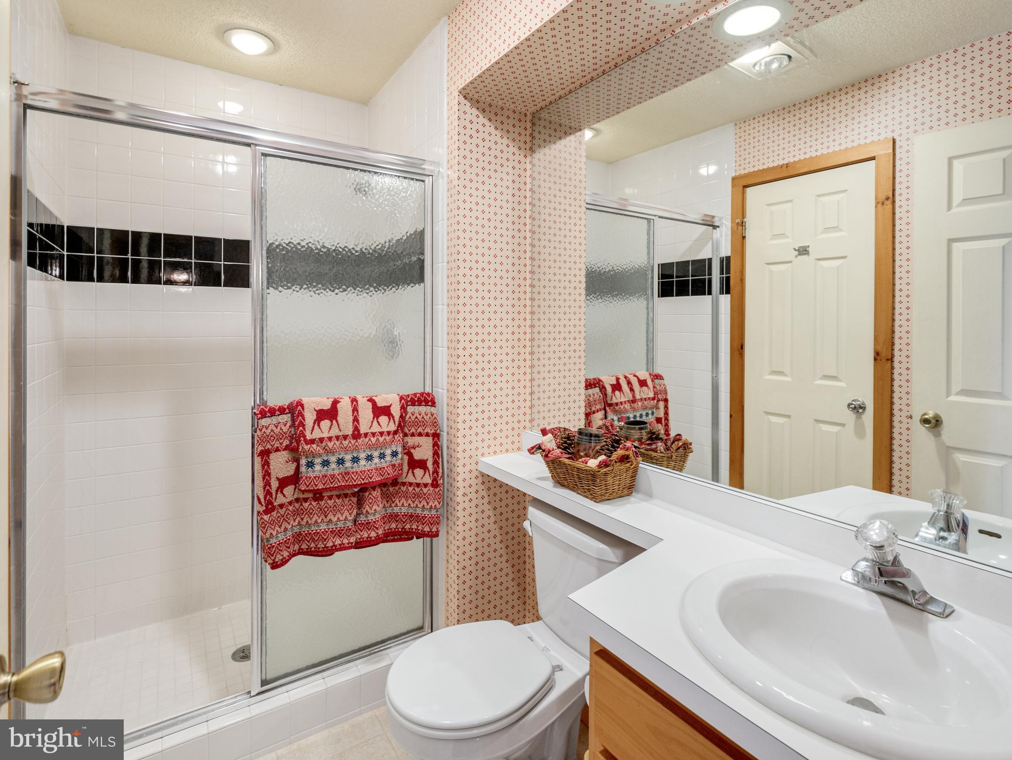 SNOW RIDGE VILLAGE - Residential