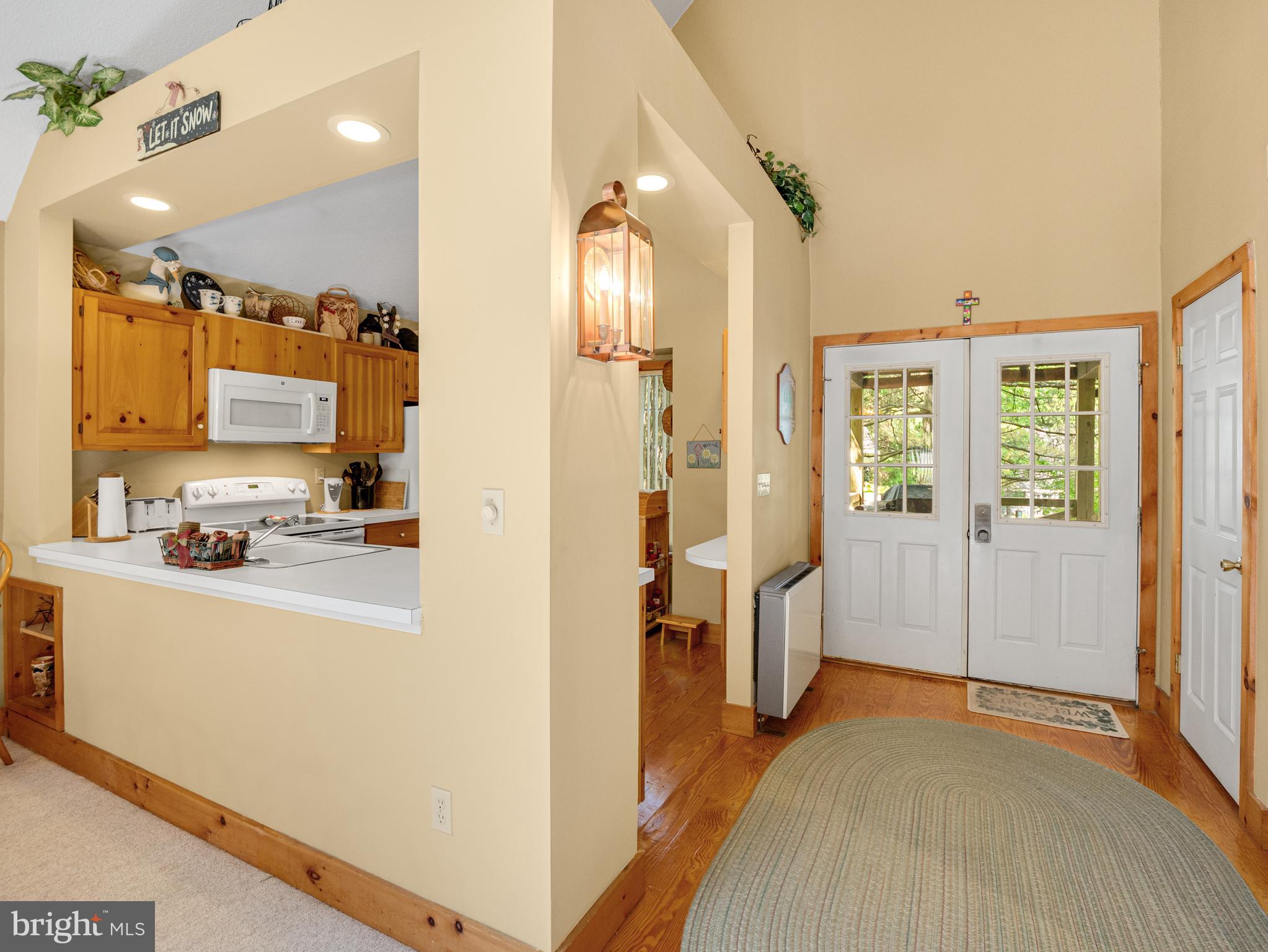 SNOW RIDGE VILLAGE - Residential