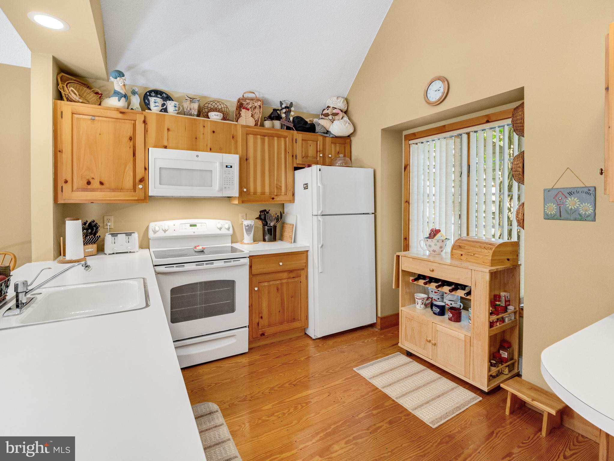 SNOW RIDGE VILLAGE - Residential