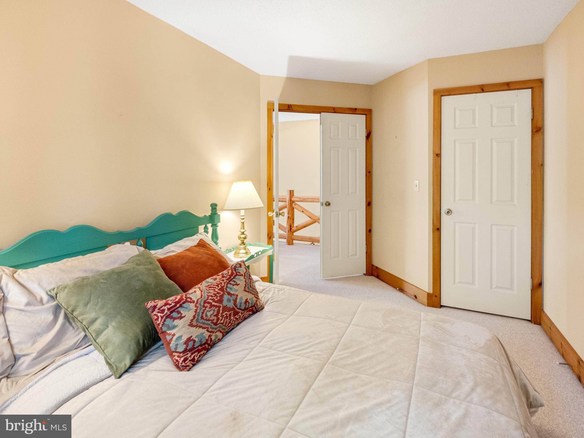 SNOW RIDGE VILLAGE - Residential