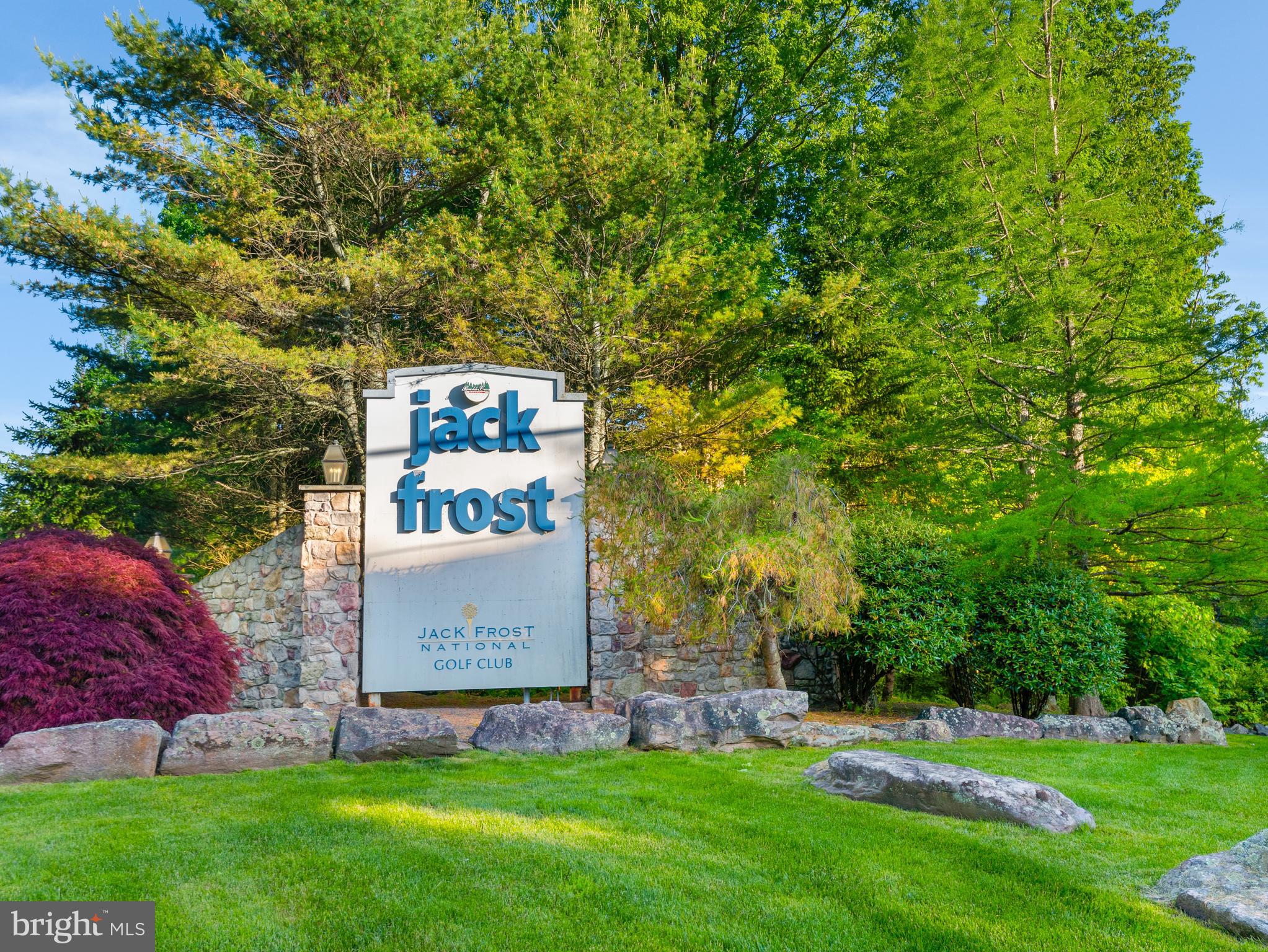 SNOW RIDGE VILLAGE - Residential