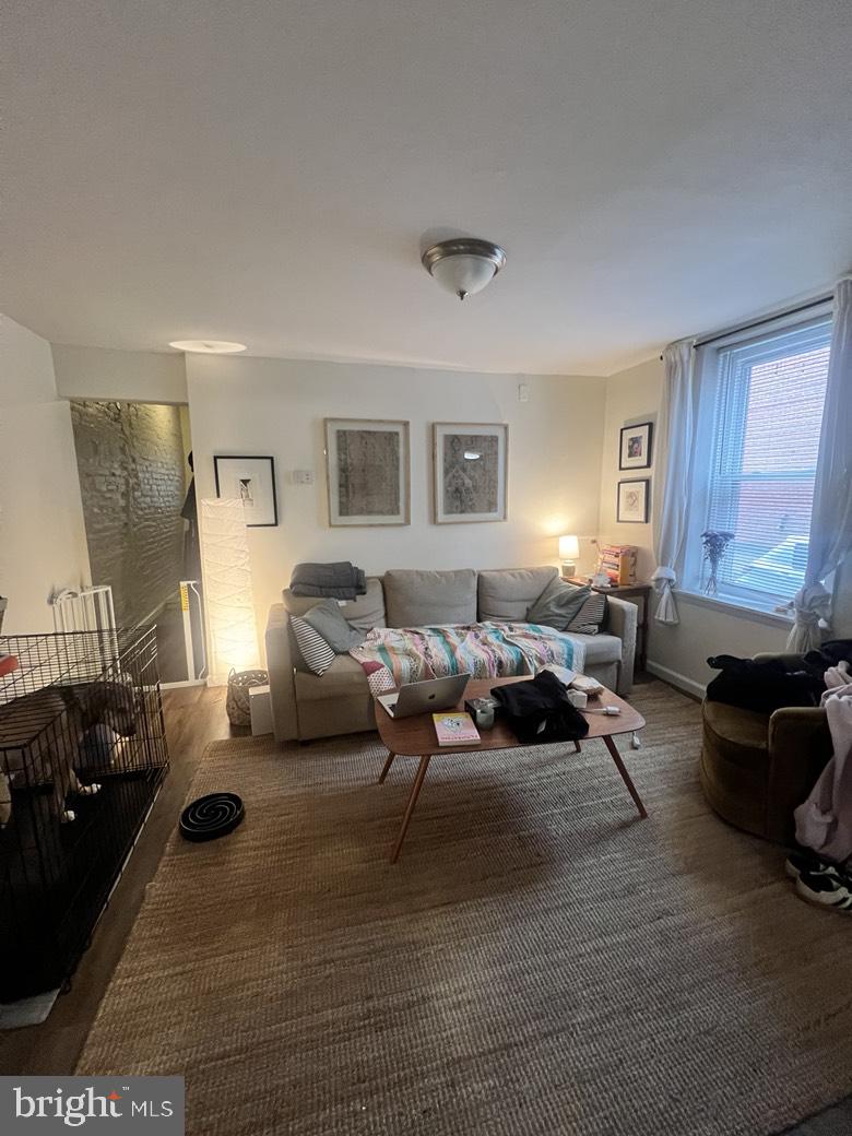 ART MUSEUM AREA - Residential Income