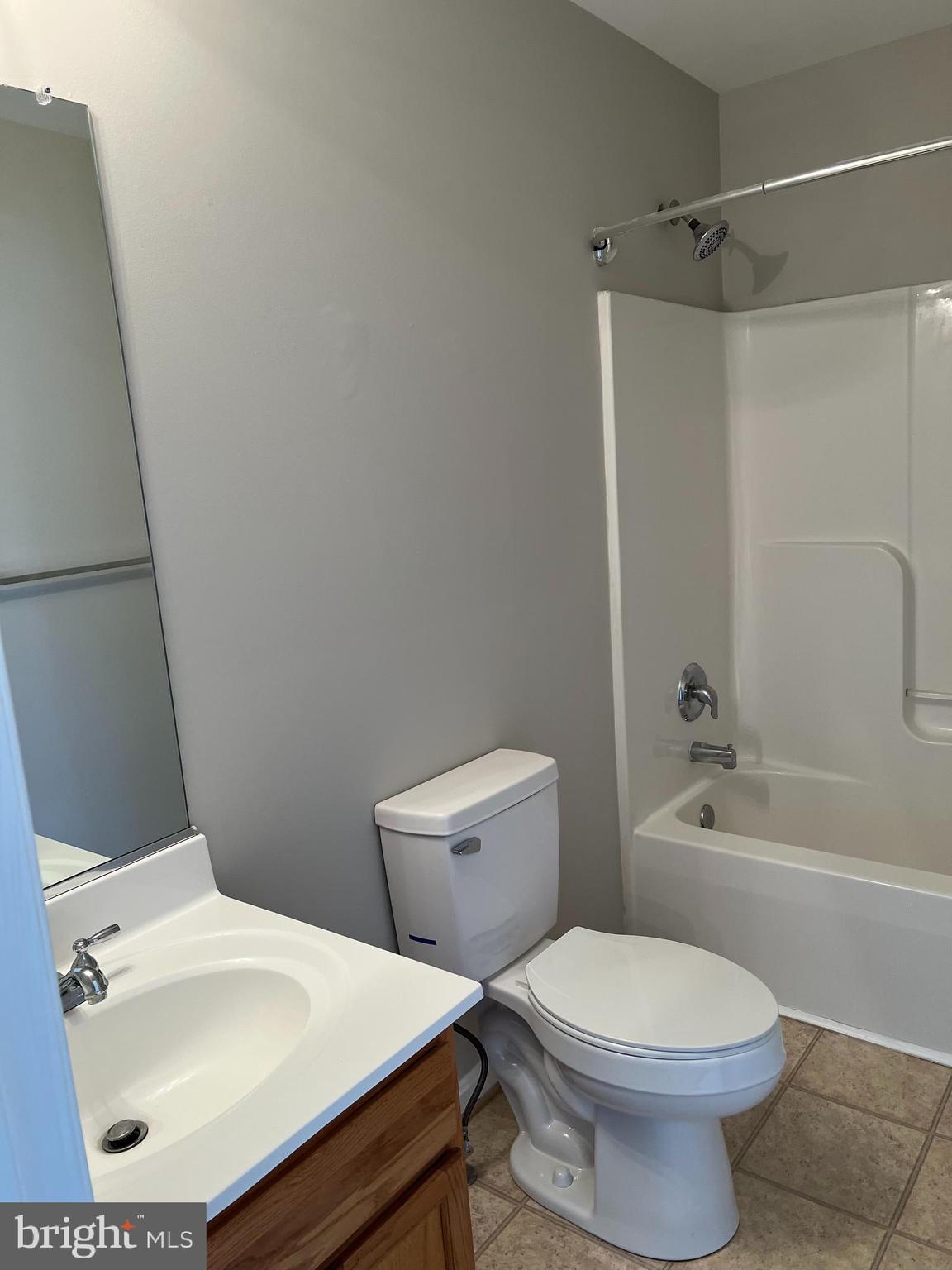 MILLS FARM - Residential Lease