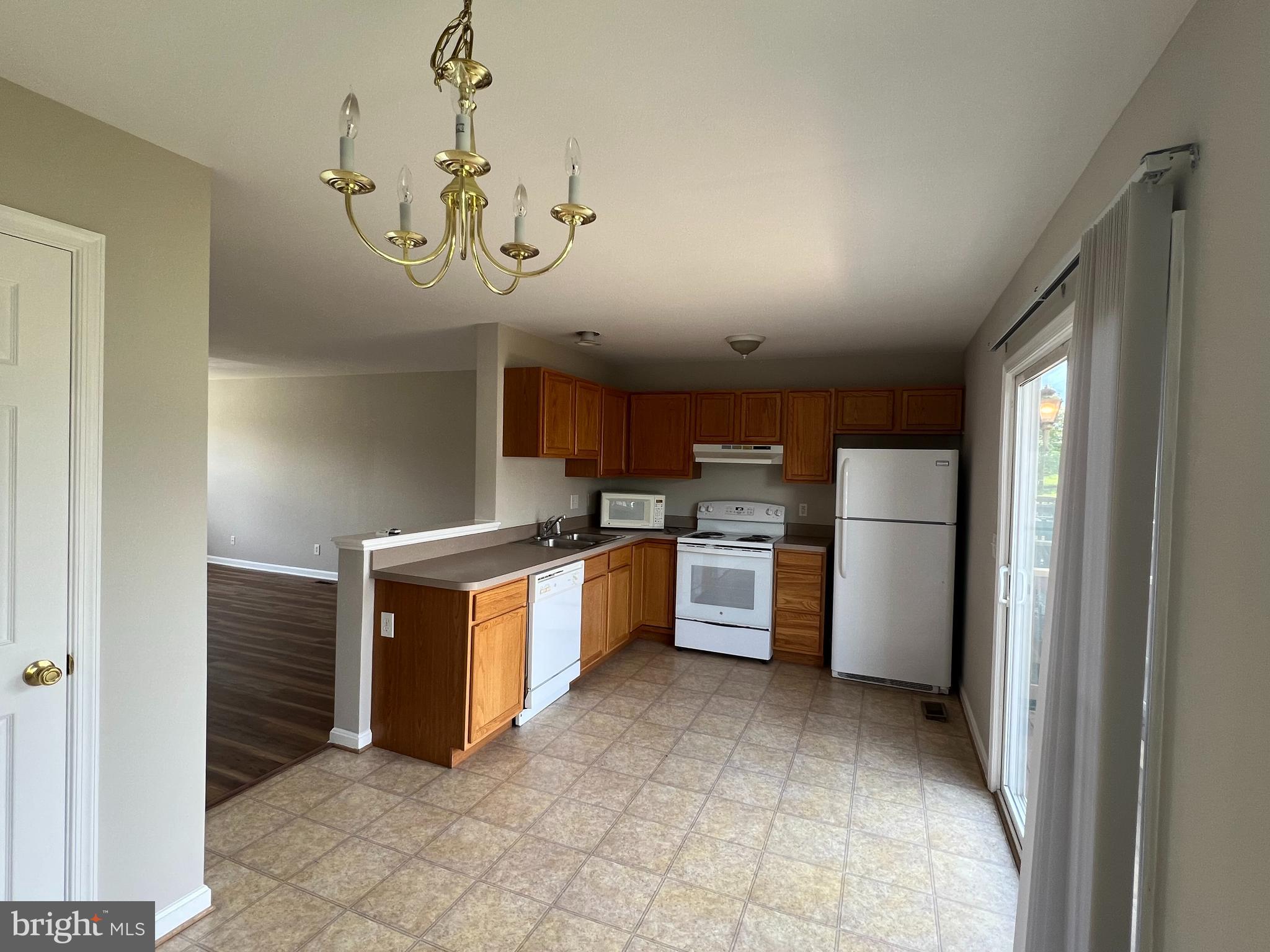 MILLS FARM - Residential Lease