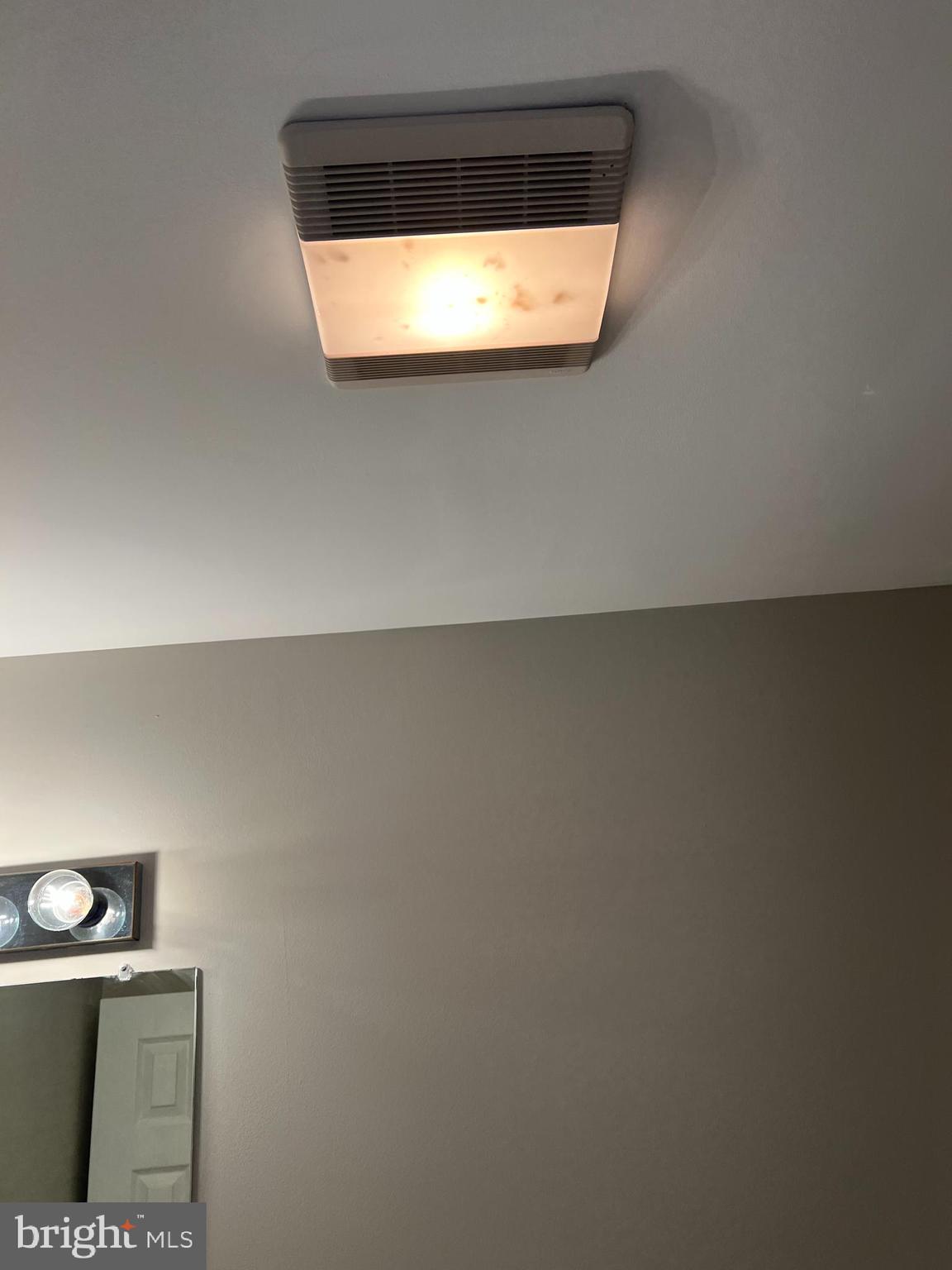 MILLS FARM - Residential Lease