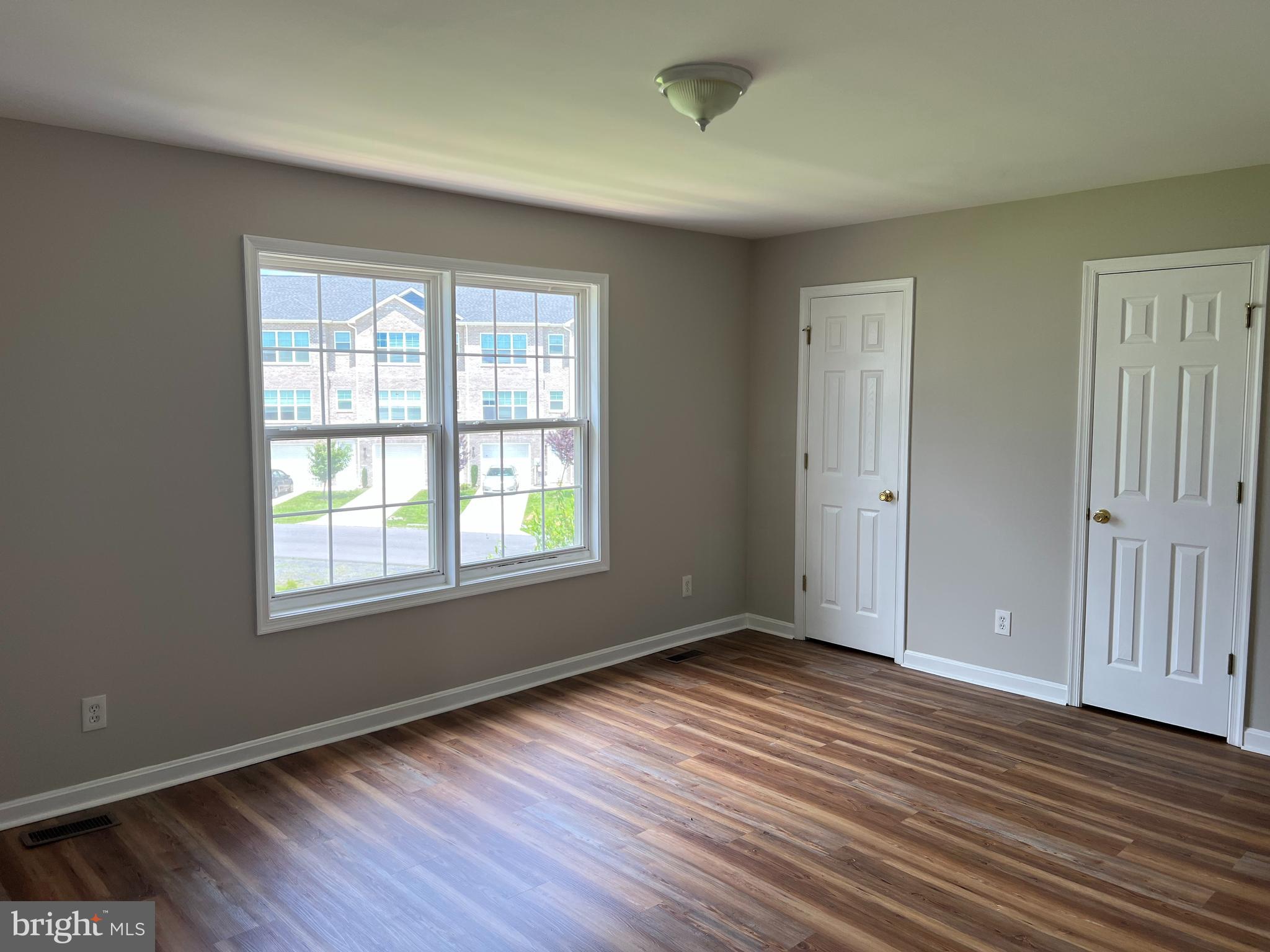 MILLS FARM - Residential Lease