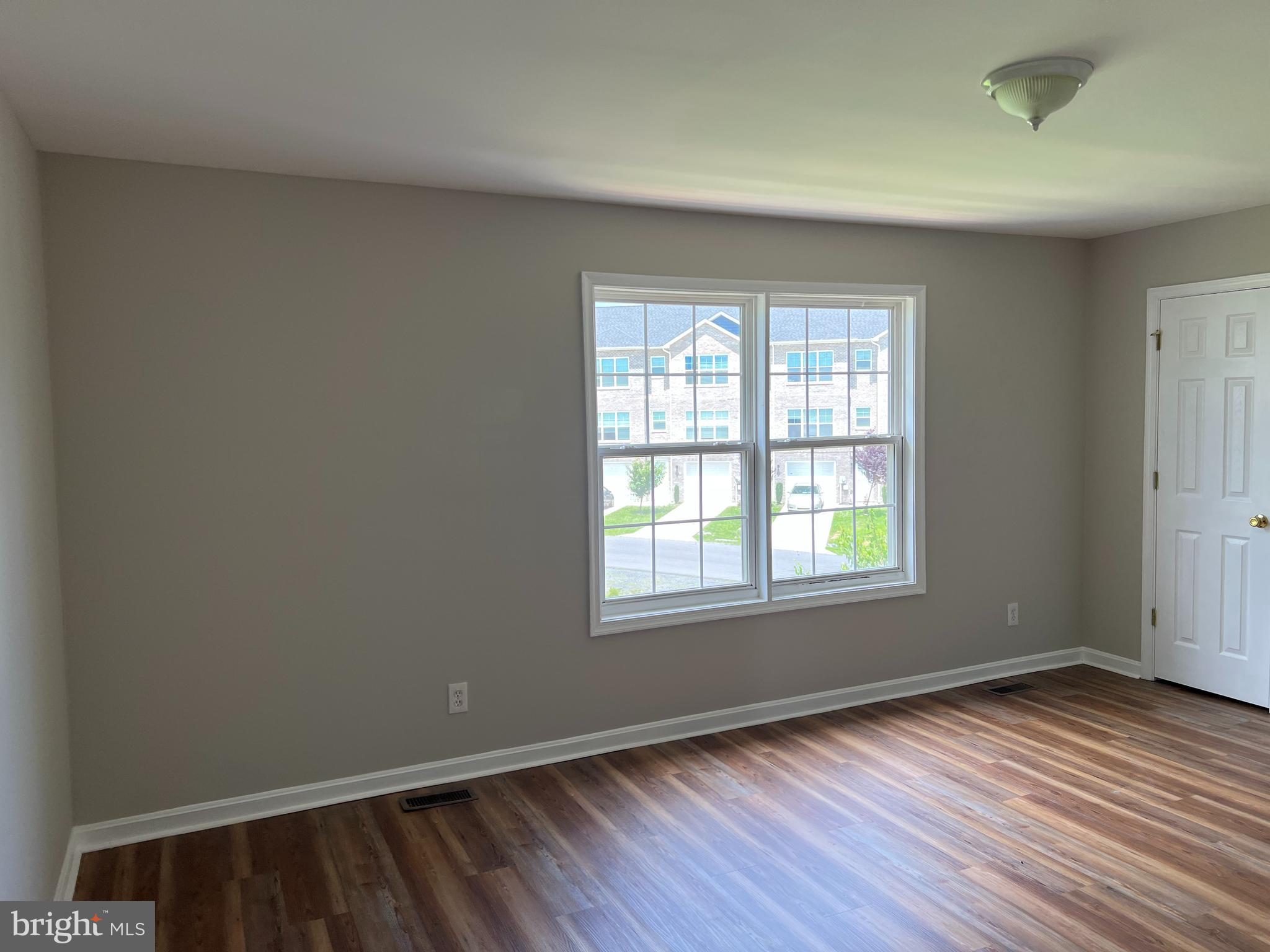 MILLS FARM - Residential Lease