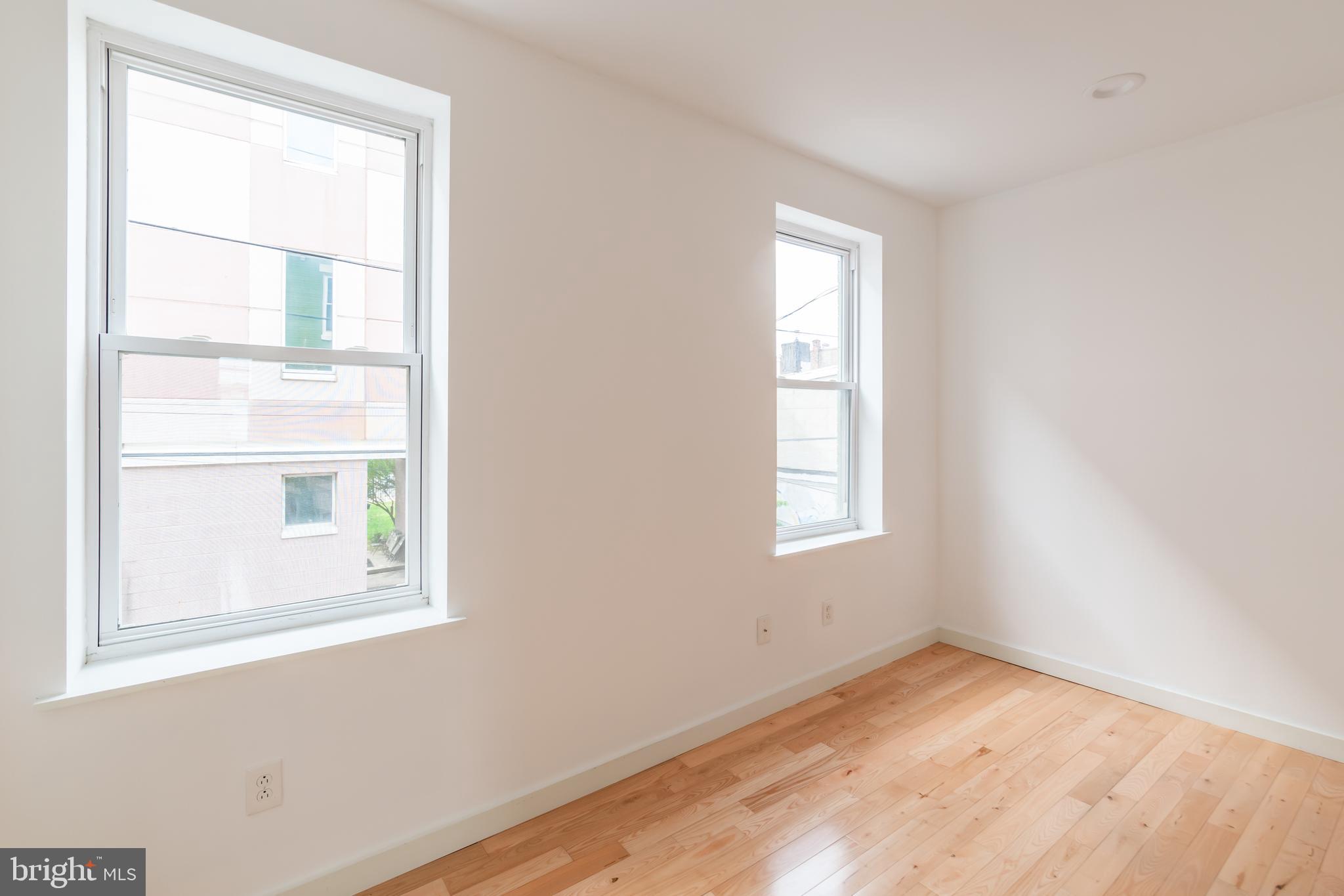 NORRIS SQUARE - Residential Lease