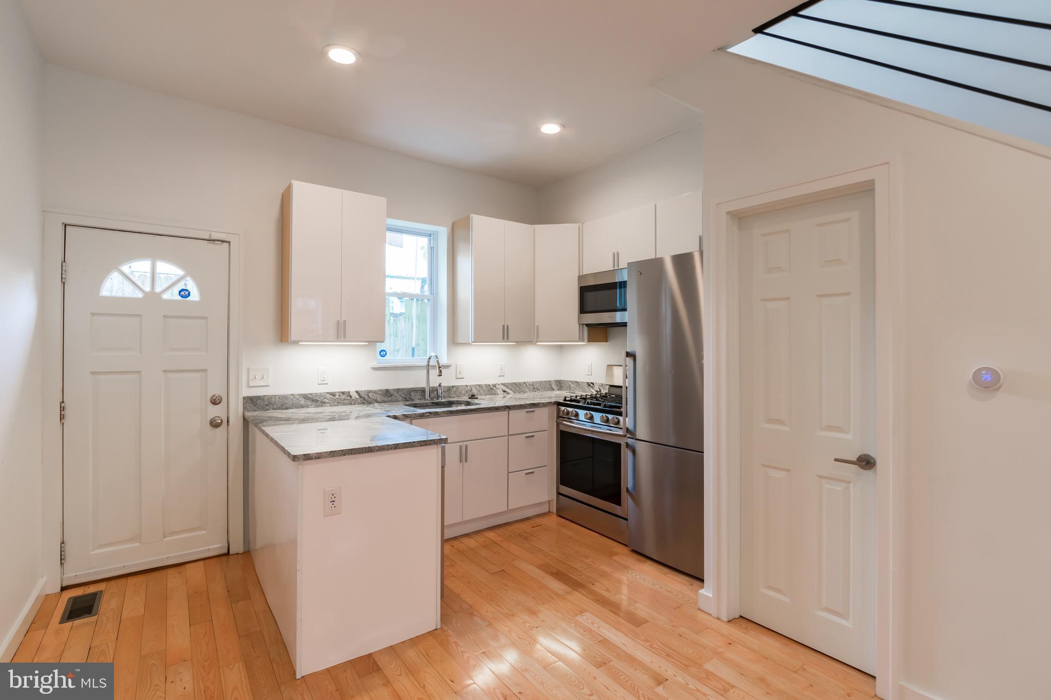 NORRIS SQUARE - Residential Lease