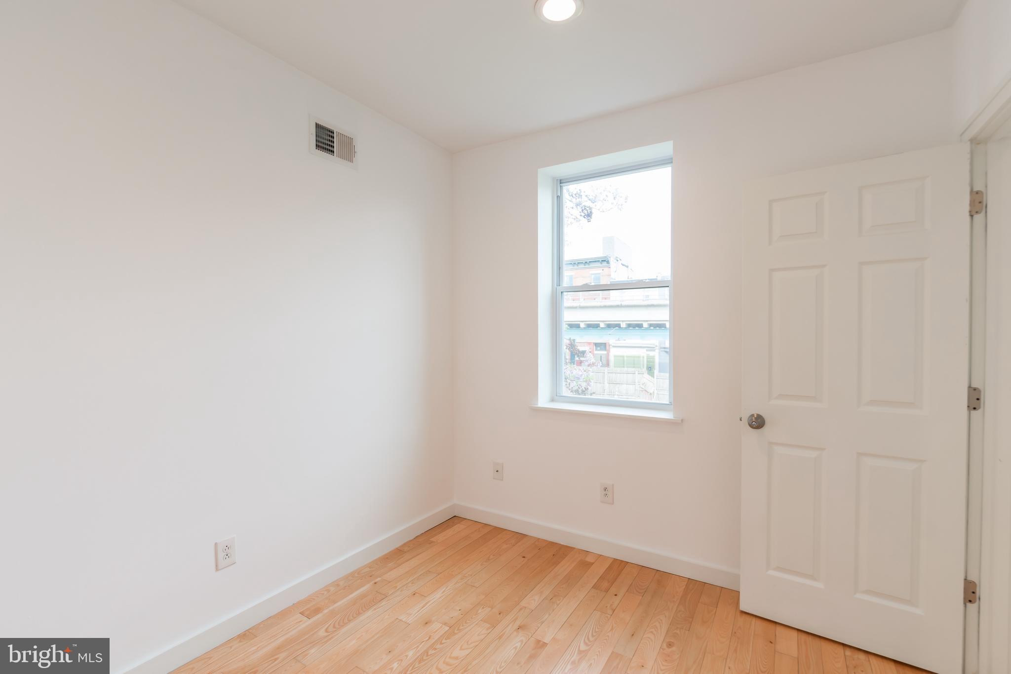 NORRIS SQUARE - Residential Lease