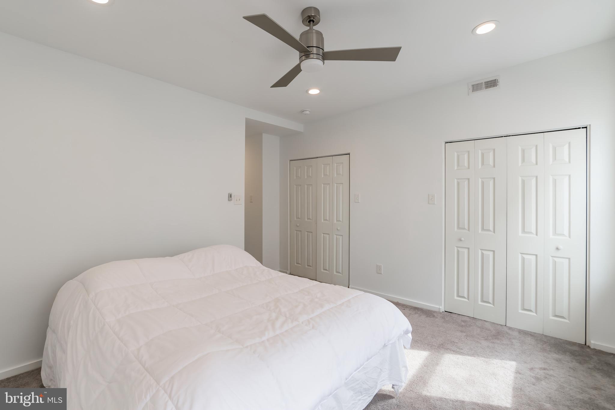 NORRIS SQUARE - Residential Lease