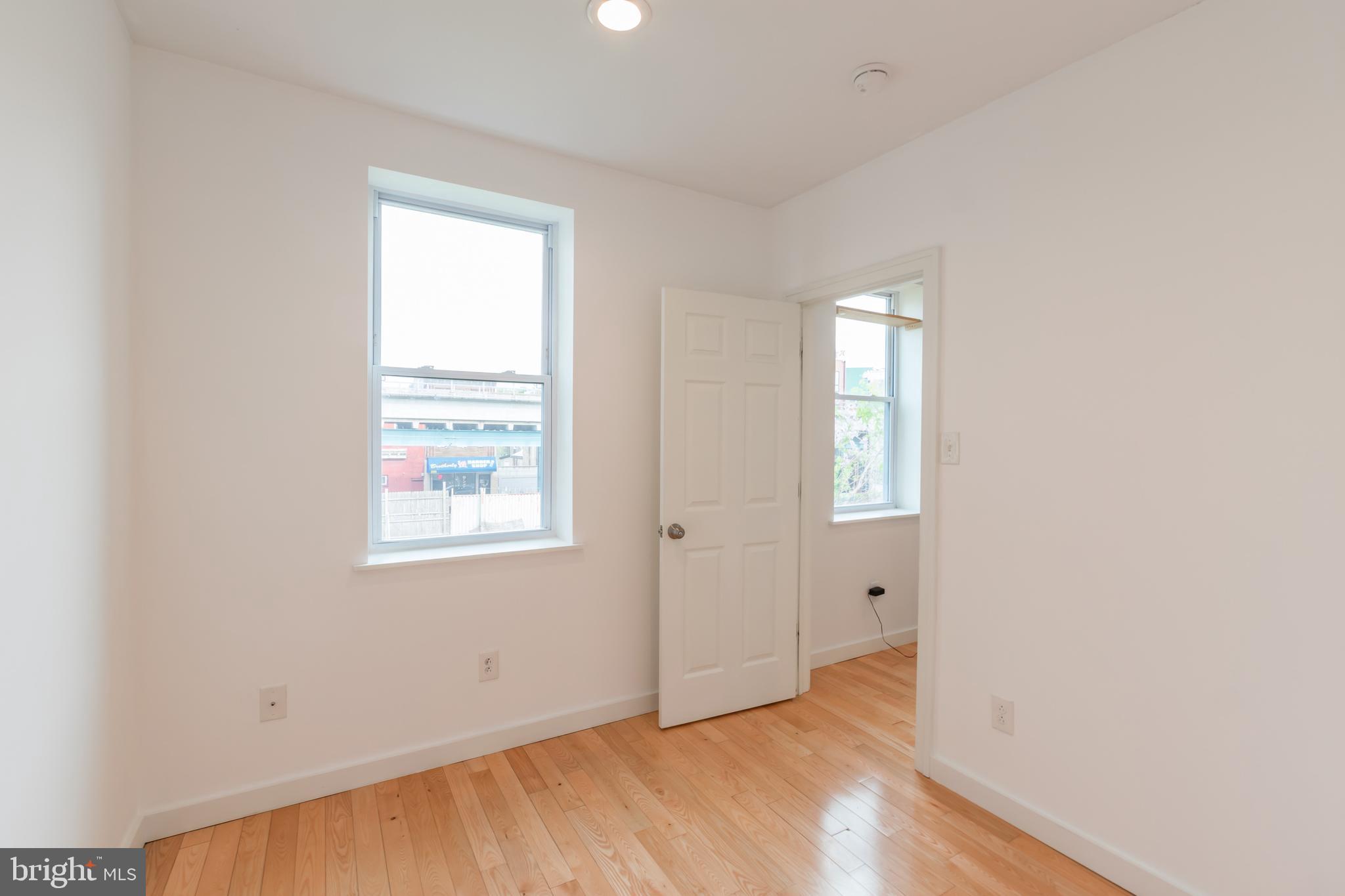 NORRIS SQUARE - Residential Lease