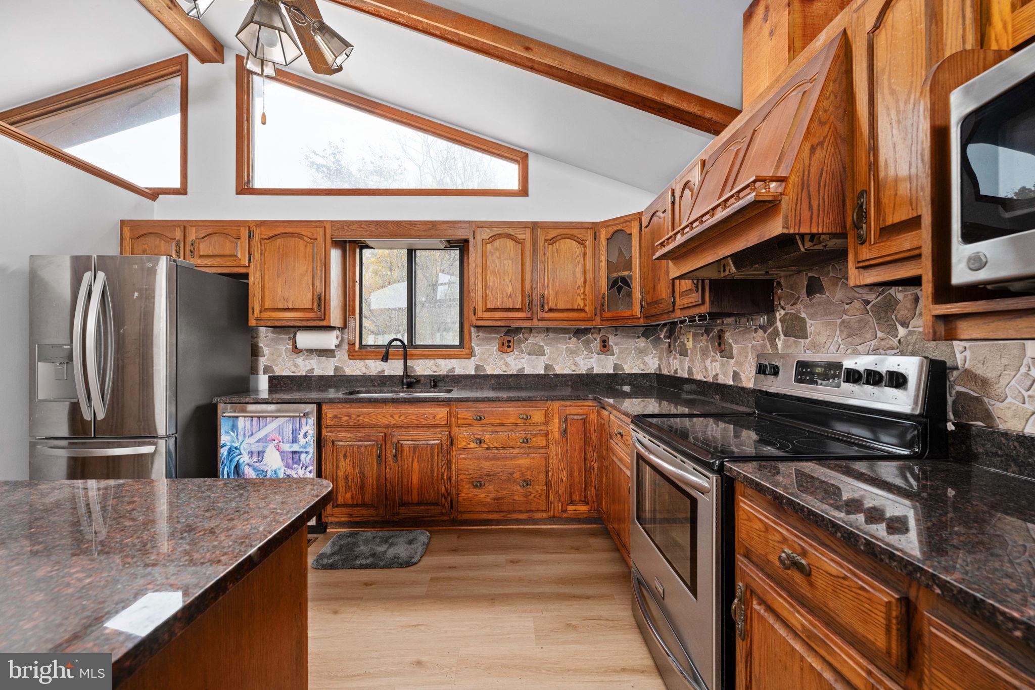 WINDWOOD COVES - Residential