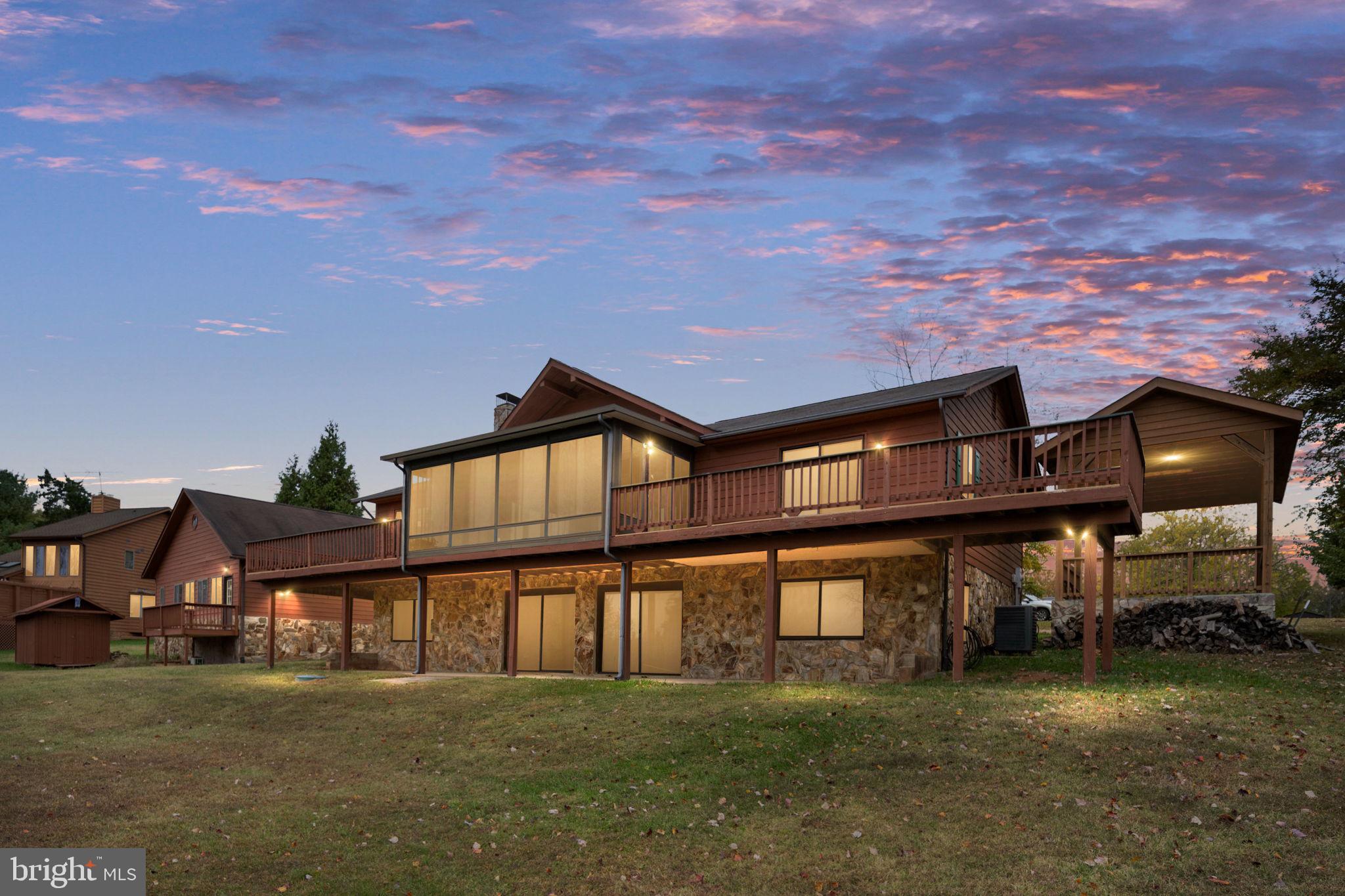 WINDWOOD COVES - Residential