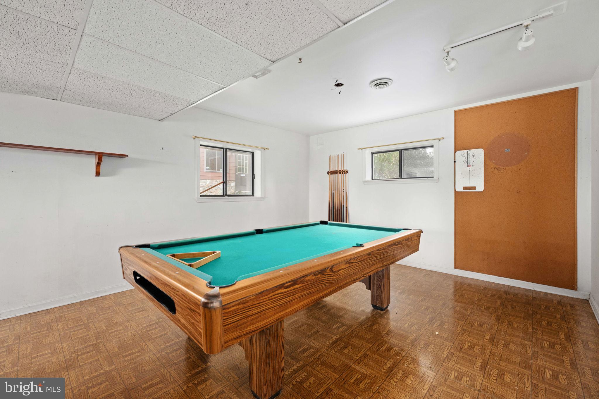 WINDWOOD COVES - Residential