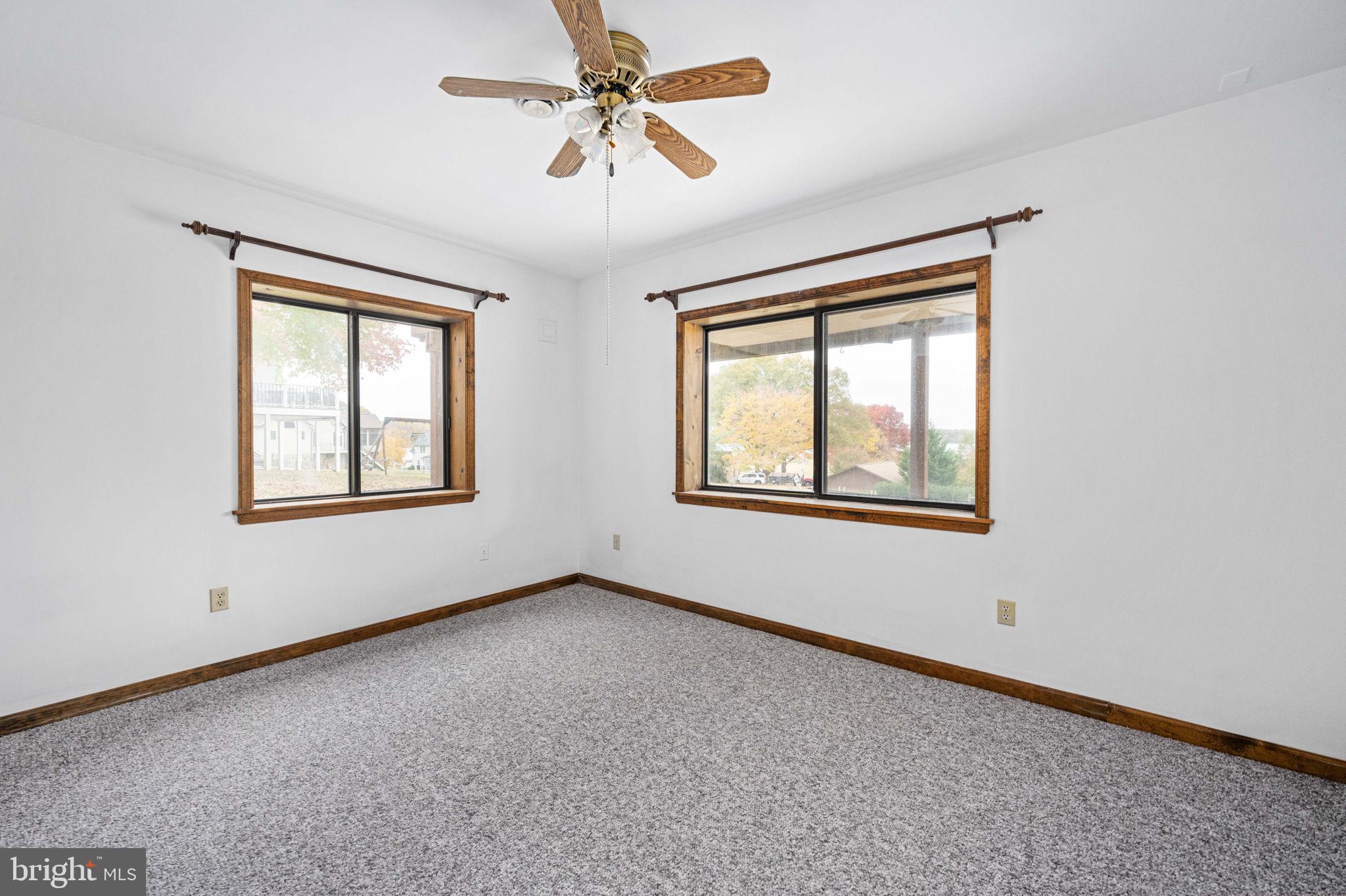 WINDWOOD COVES - Residential