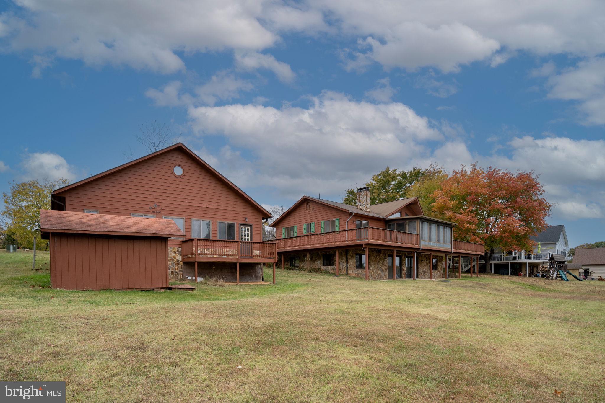 WINDWOOD COVES - Residential