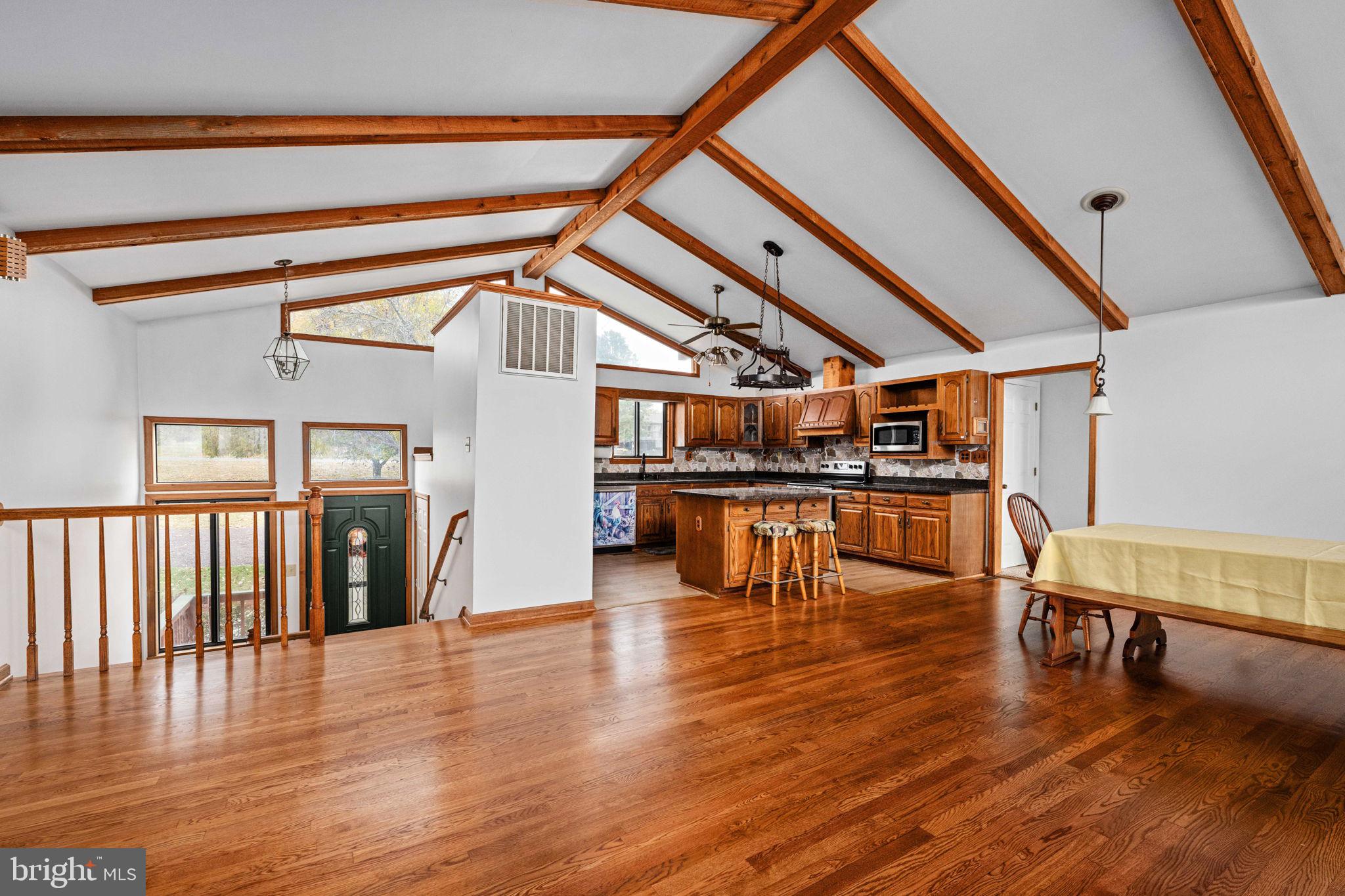 WINDWOOD COVES - Residential