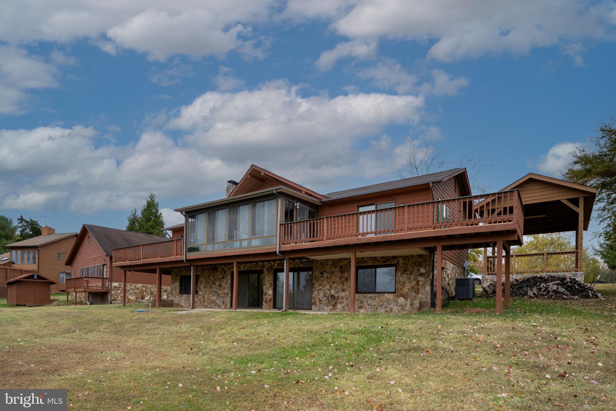 WINDWOOD COVES - Residential