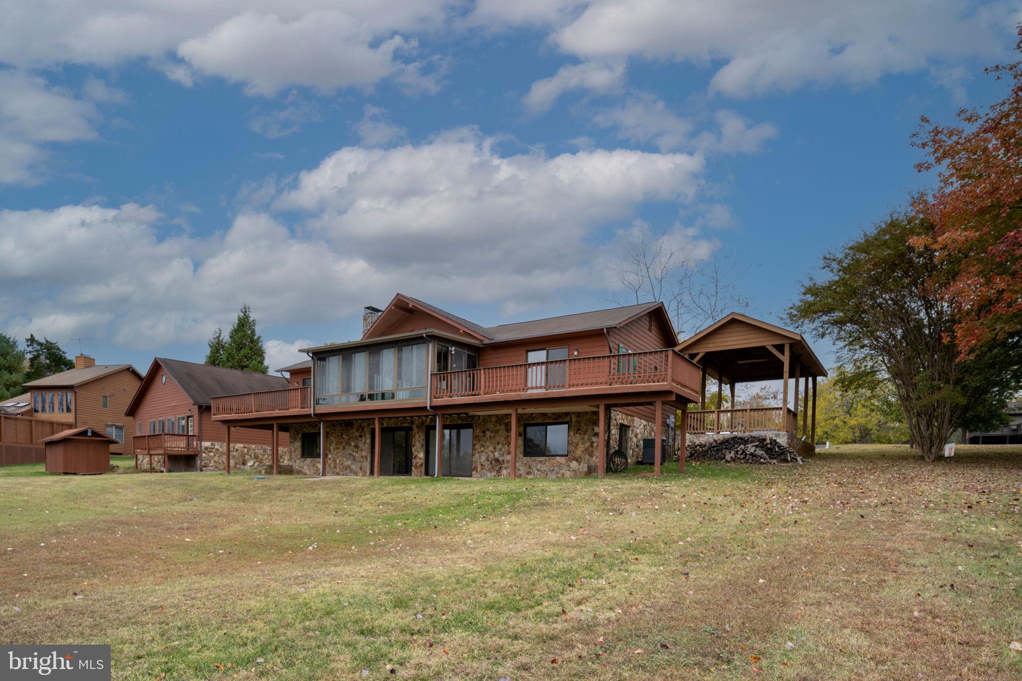 WINDWOOD COVES - Residential