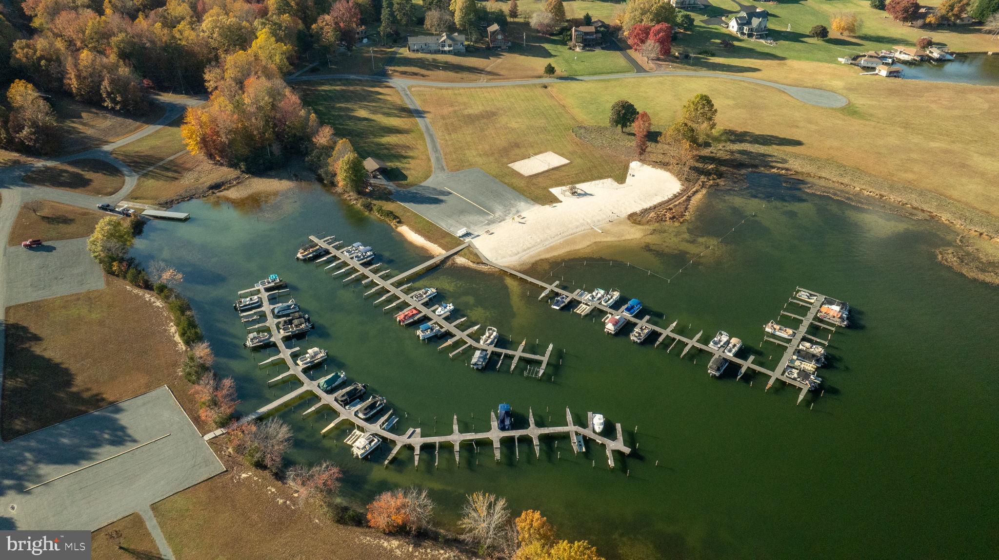 WINDWOOD COVES - Residential