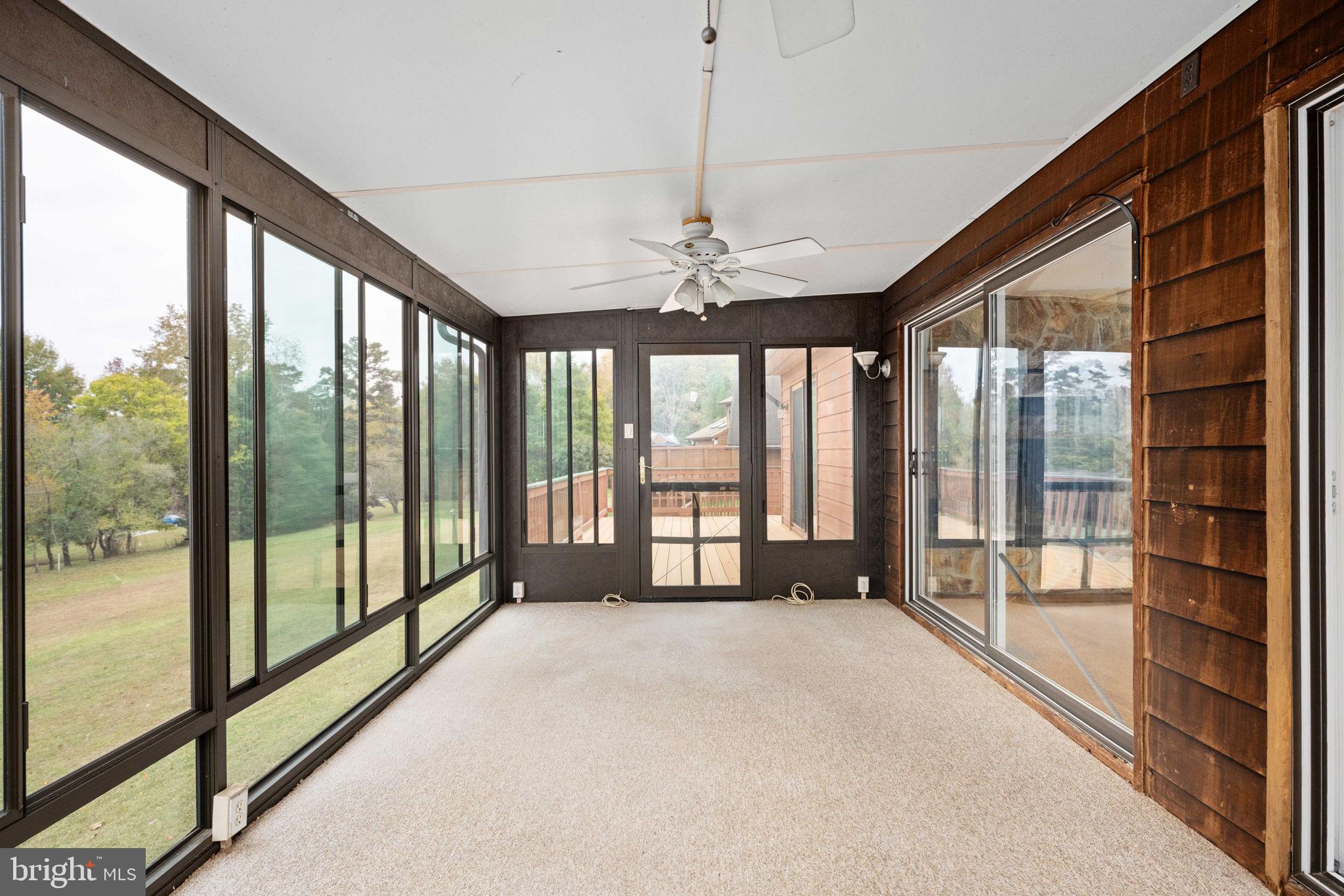 WINDWOOD COVES - Residential