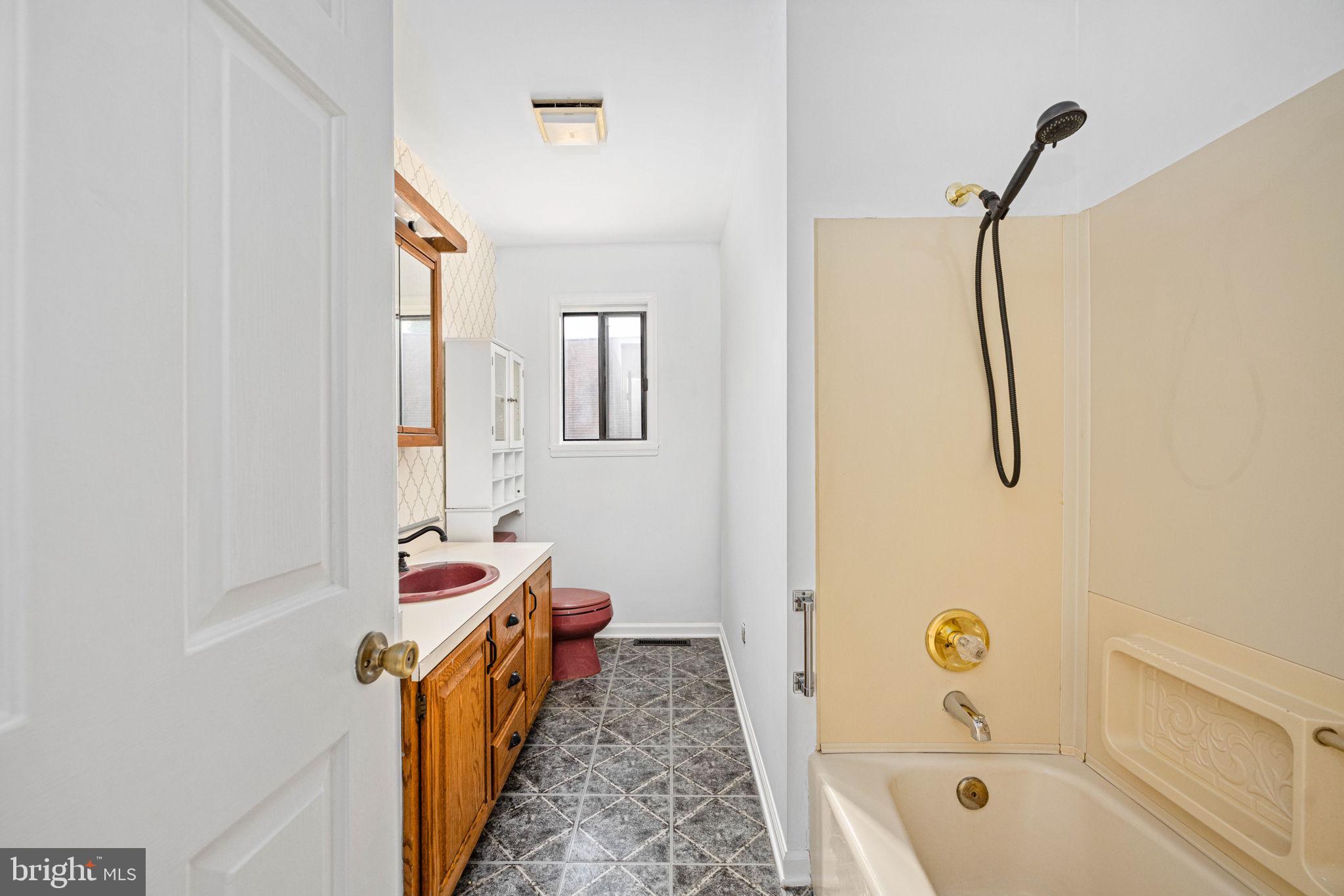 WINDWOOD COVES - Residential