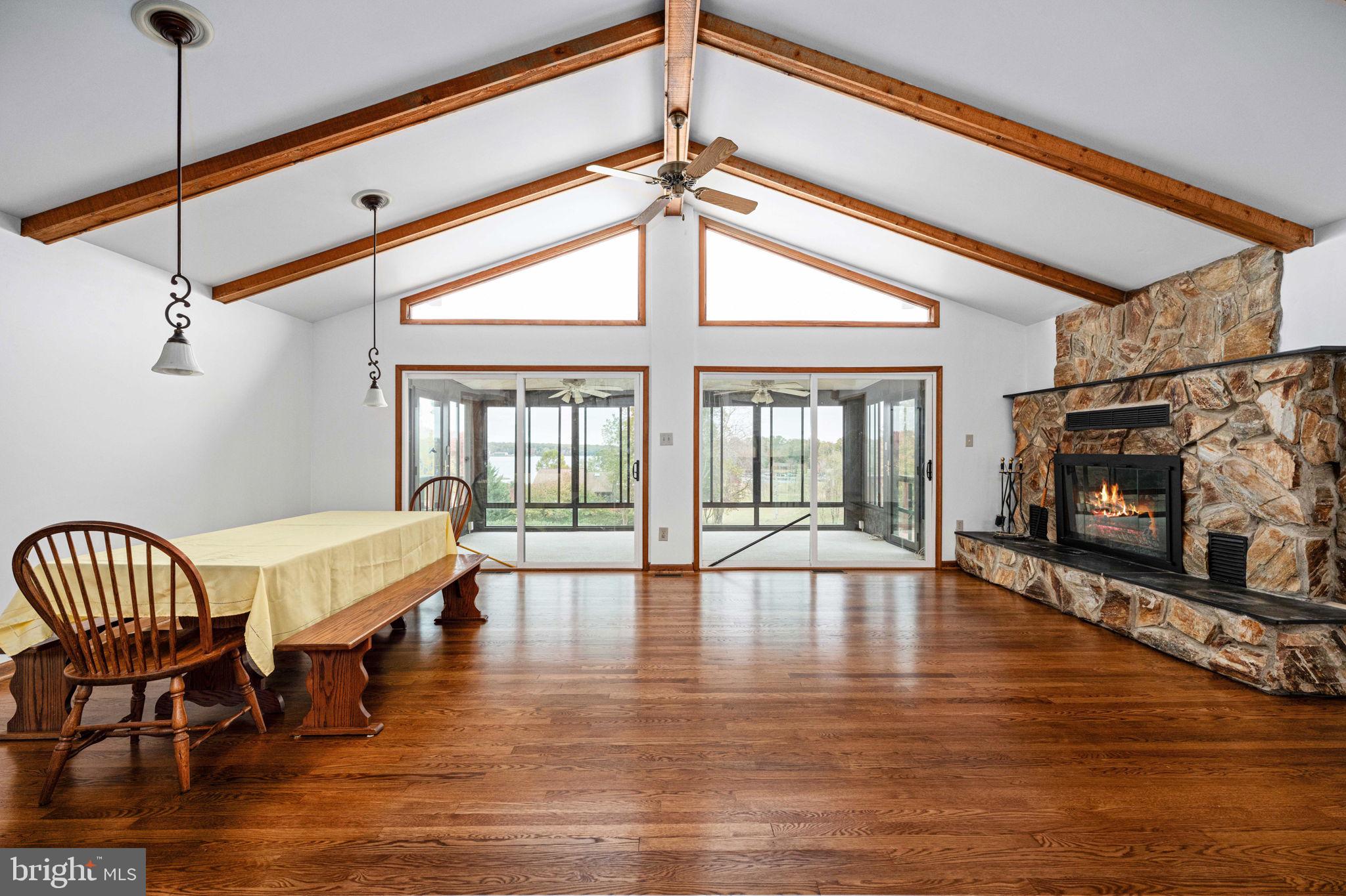 WINDWOOD COVES - Residential