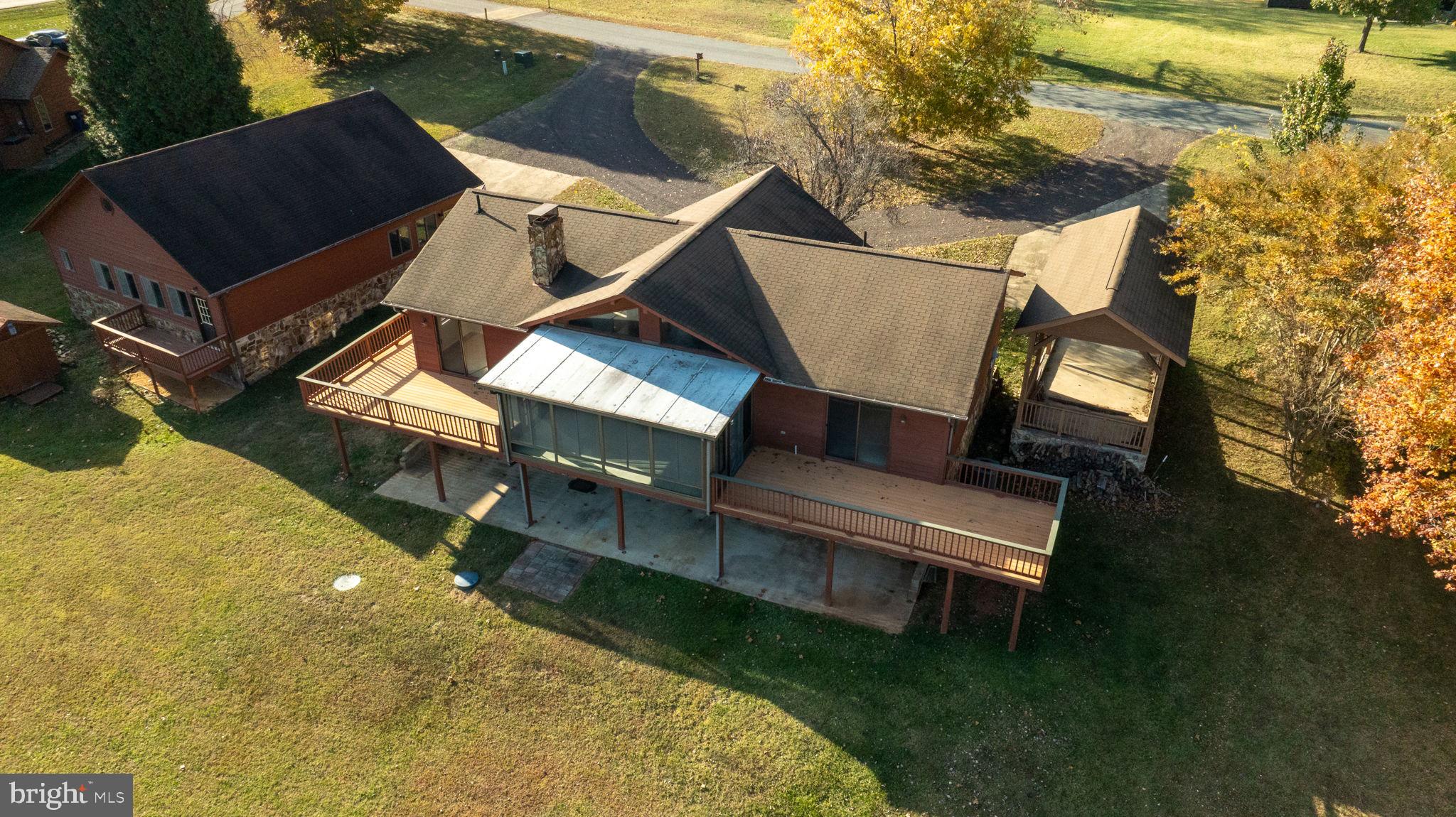 WINDWOOD COVES - Residential