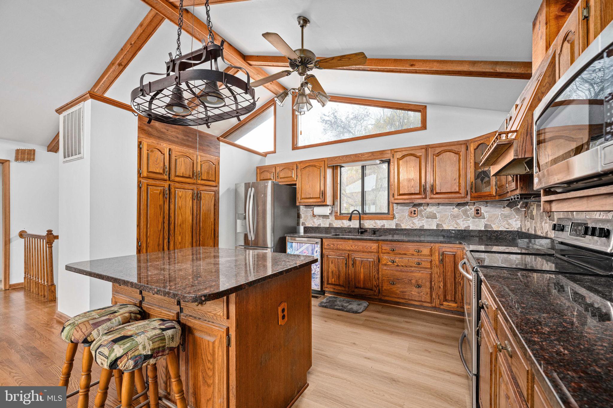 WINDWOOD COVES - Residential