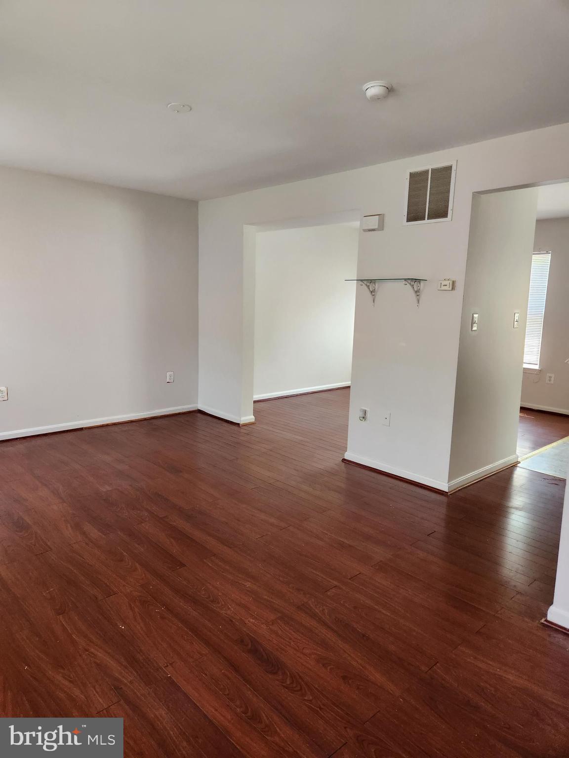 SANDTOWN-WINCHESTER - Residential