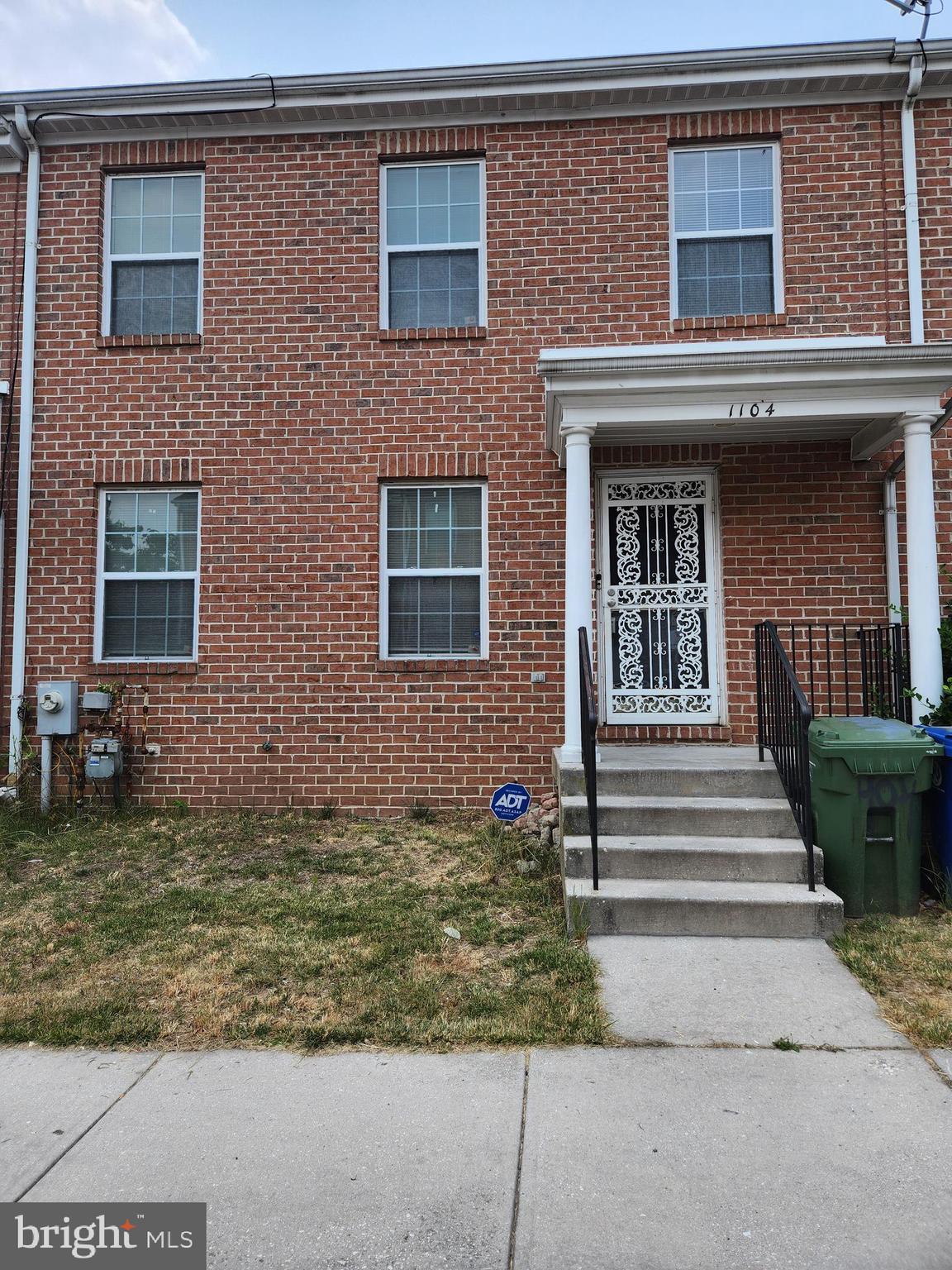 SANDTOWN-WINCHESTER - Residential