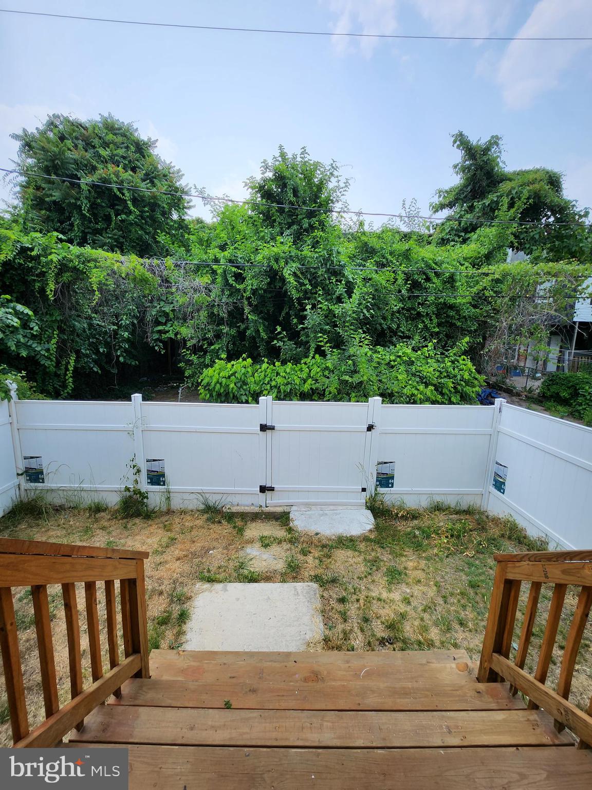 SANDTOWN-WINCHESTER - Residential