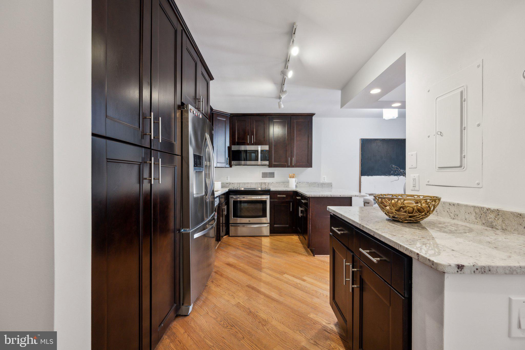 2555 PENNSYLVANIA AVENUE NW 918