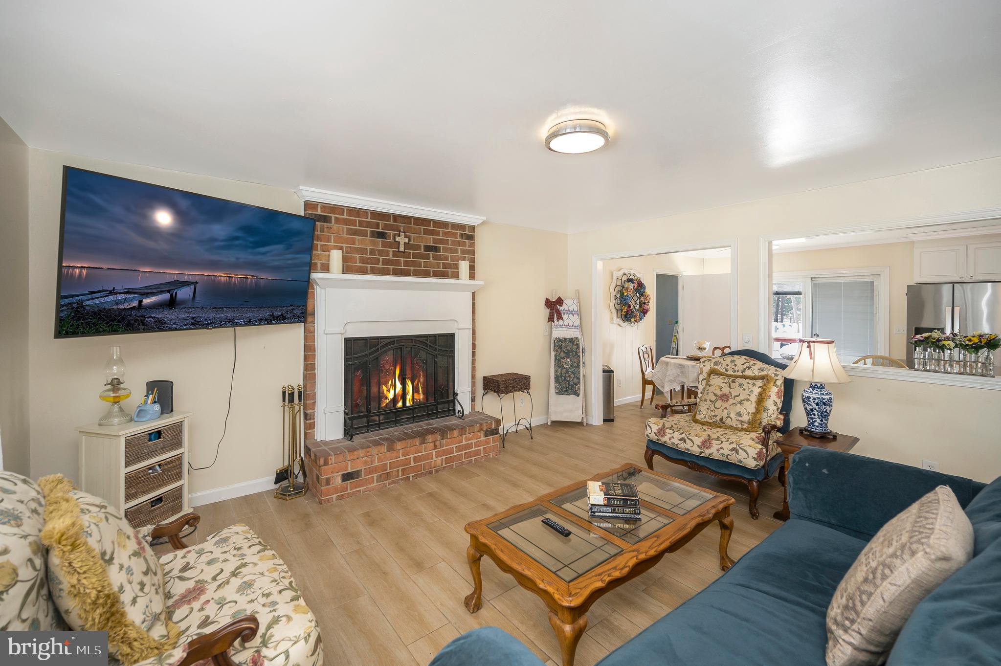 LAKE OF THE WOODS - Residential